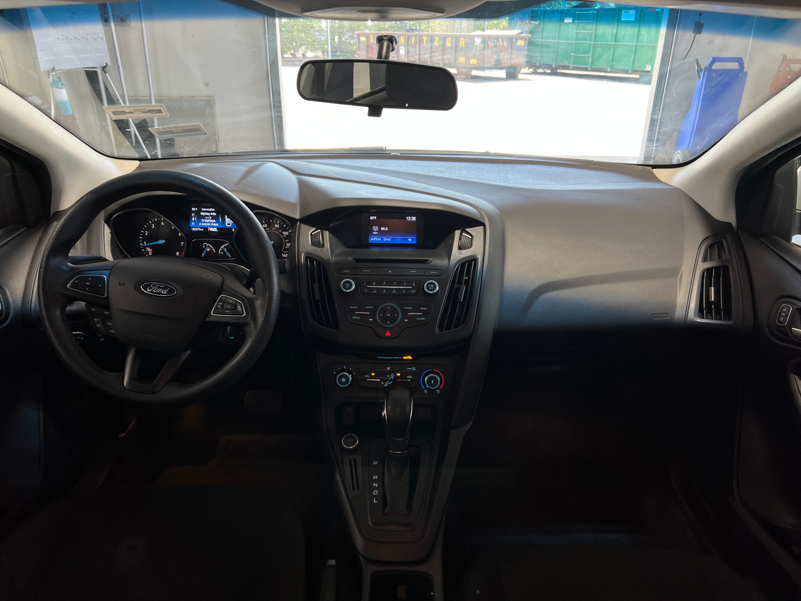 Thumbnail: 2017 Ford Focus - 3