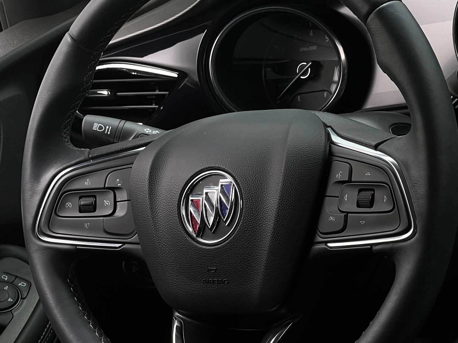 Thumbnail: 2023 Buick Encore GX - 4