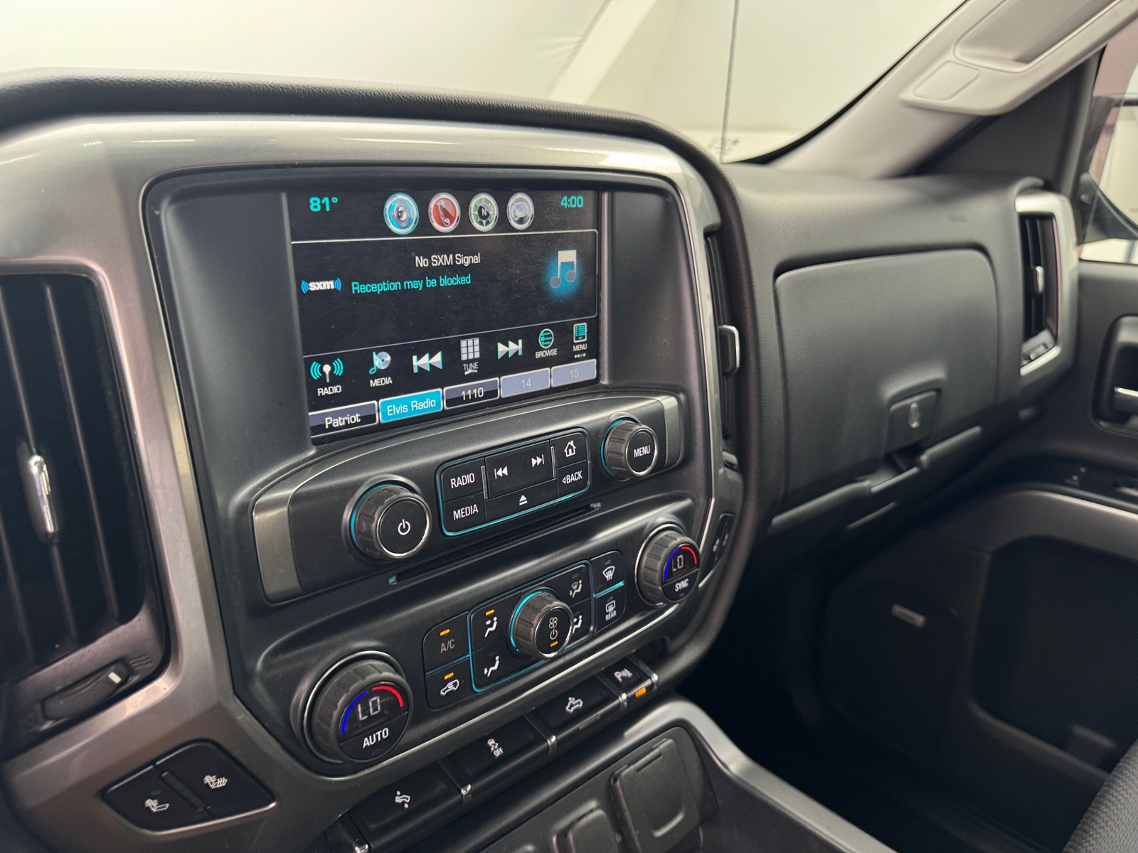 Thumbnail: 2017 Chevrolet Silverado 1500 - 4