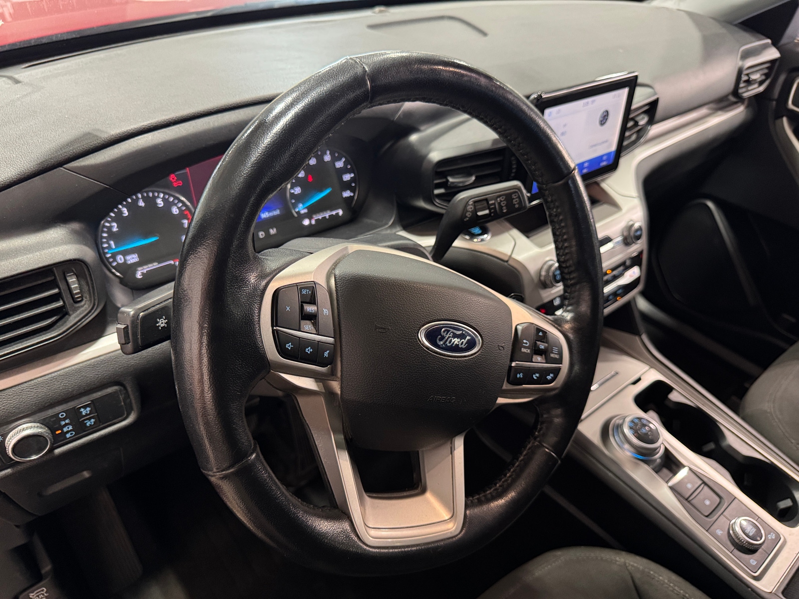 Thumbnail: 2020 Ford Explorer - 3