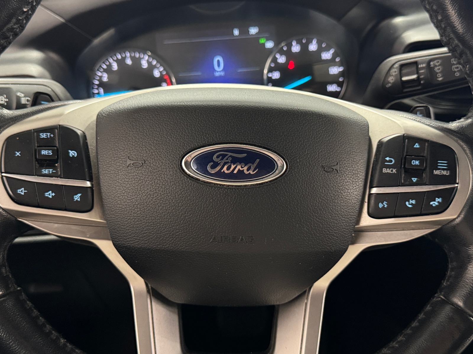 Thumbnail: 2020 Ford Explorer - 5