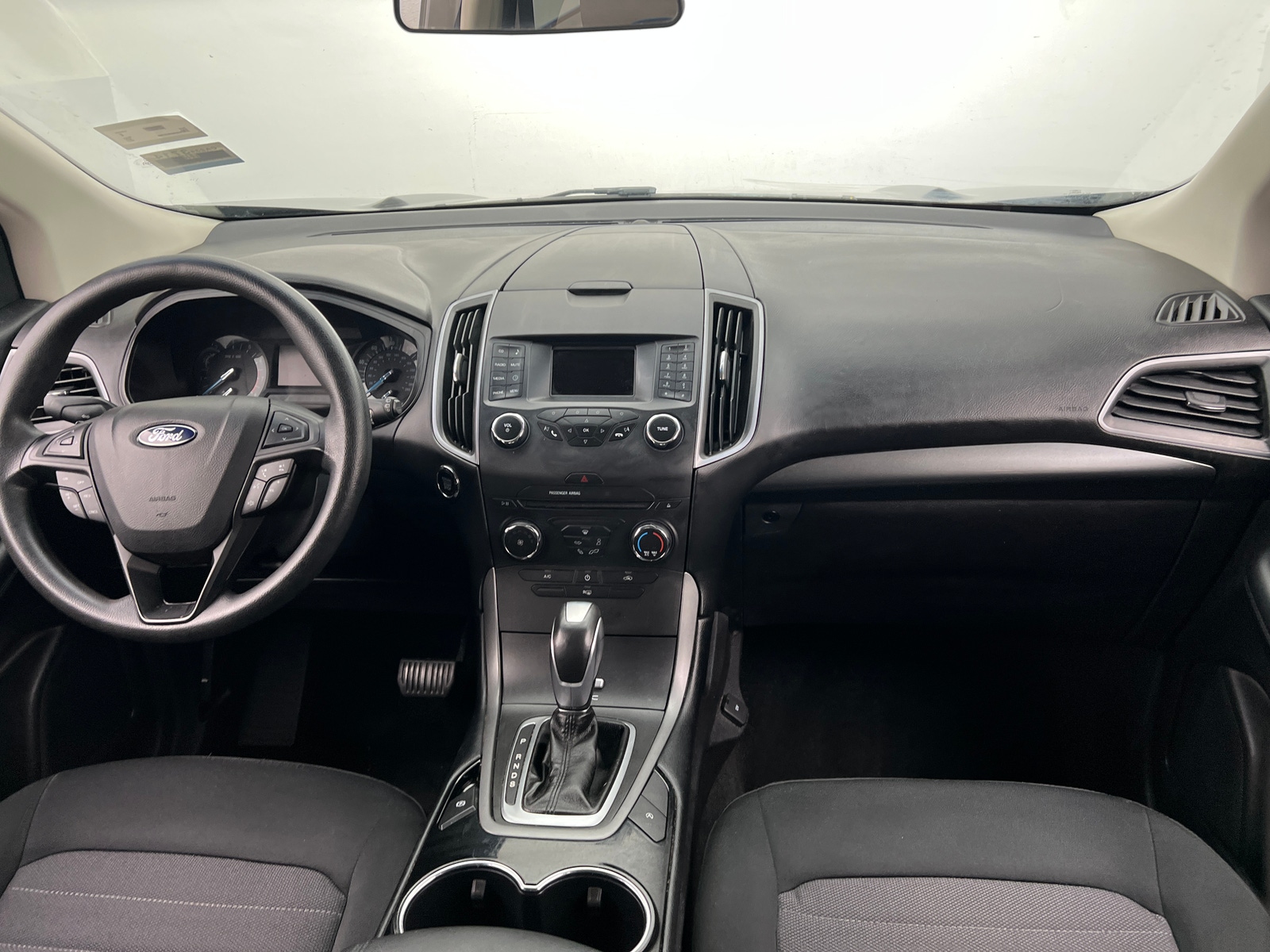 Thumbnail: 2017 Ford Edge - 3