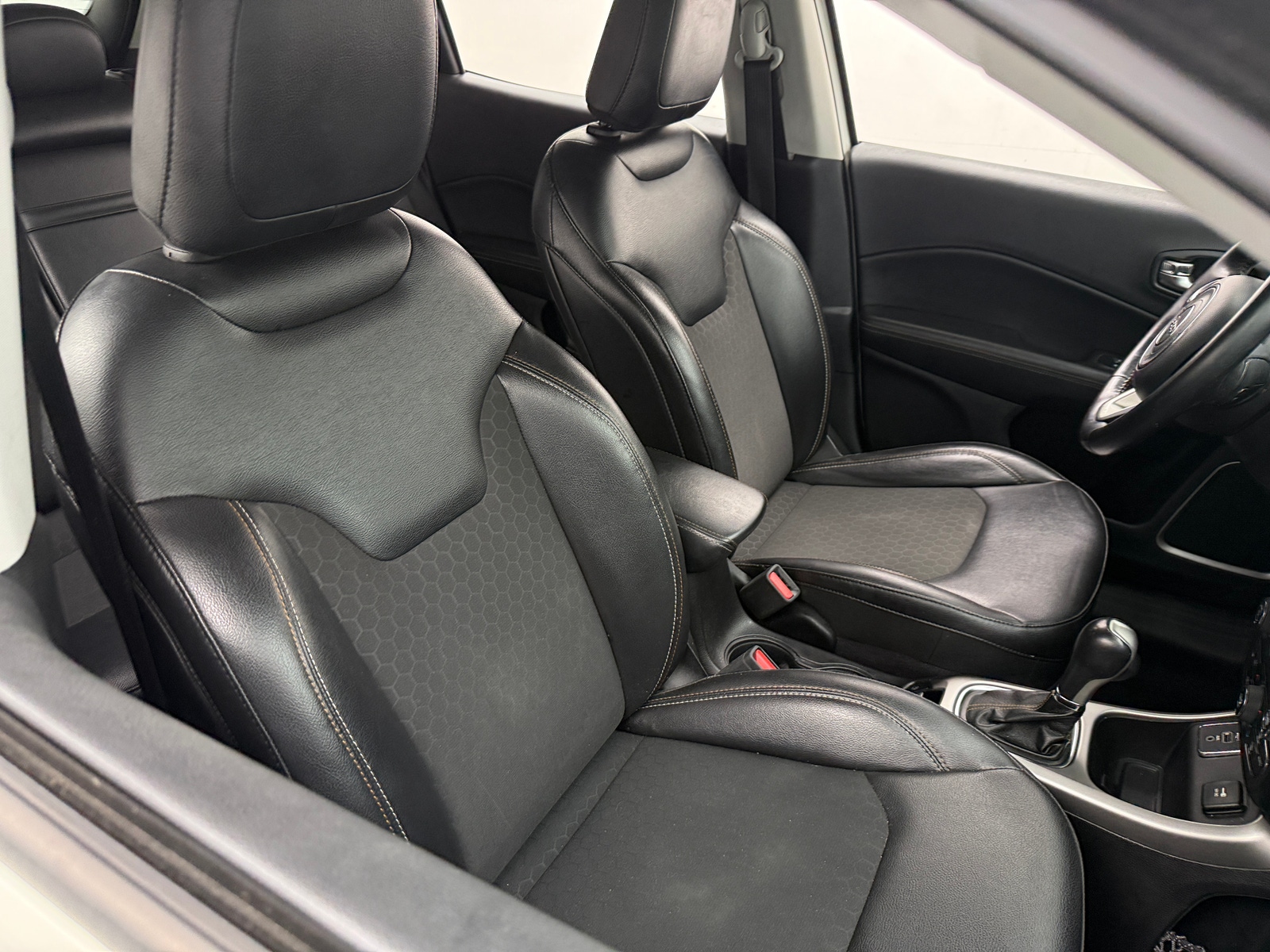 Thumbnail: 2019 Jeep Compass - 2