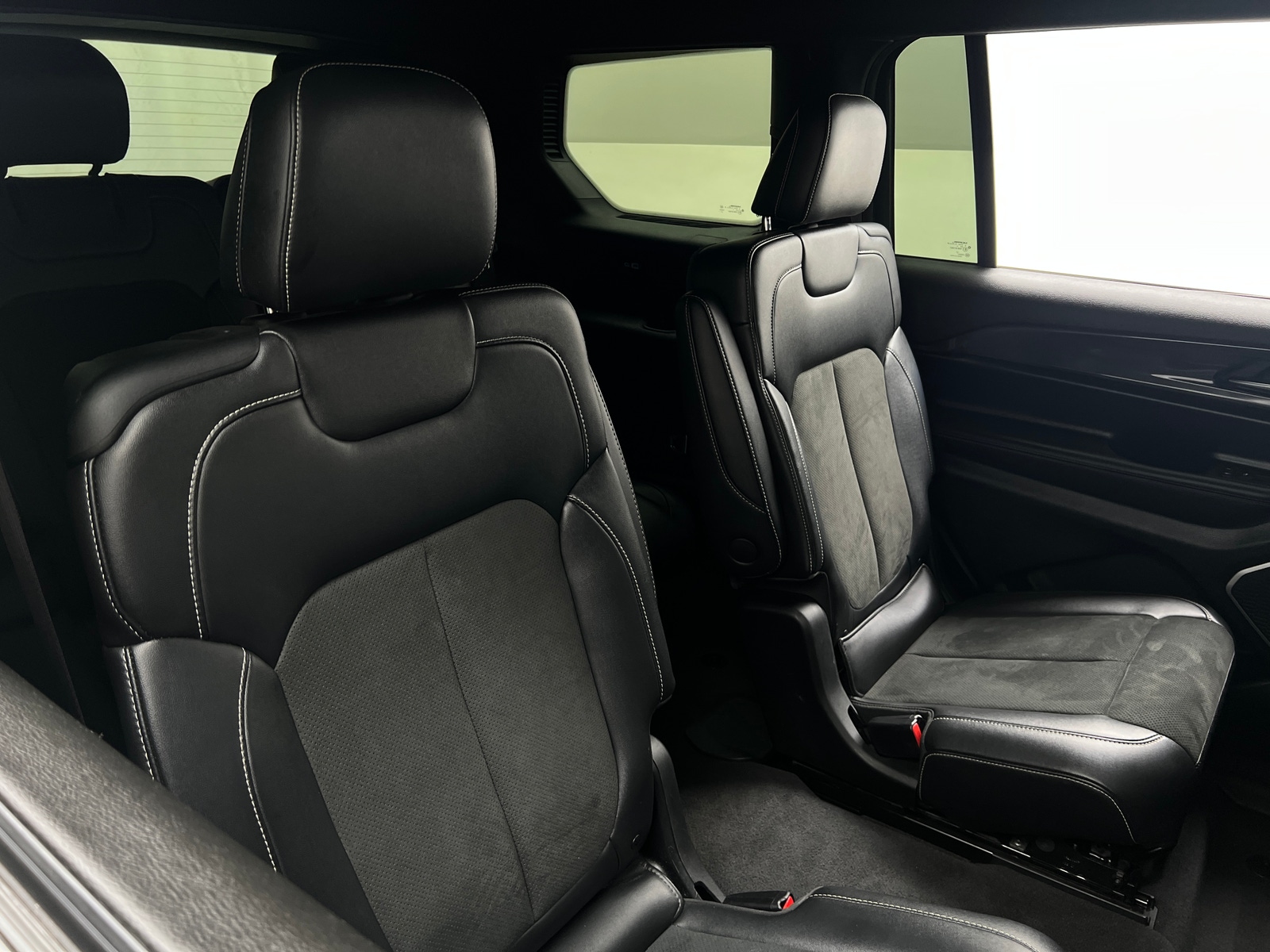 Thumbnail: 2021 Jeep Grand Cherokee L - 5