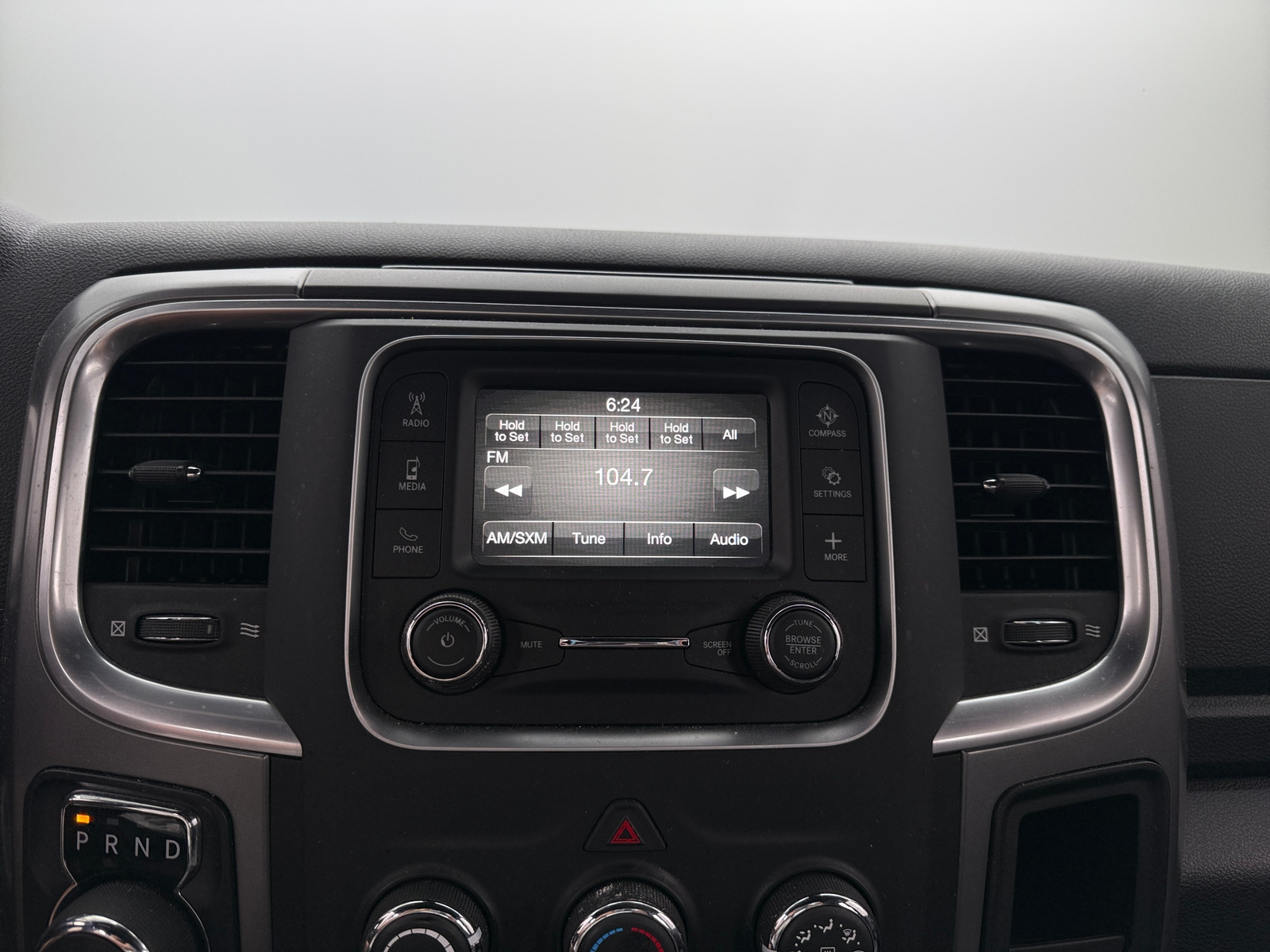Thumbnail: 2022 RAM 1500 Classic - 4
