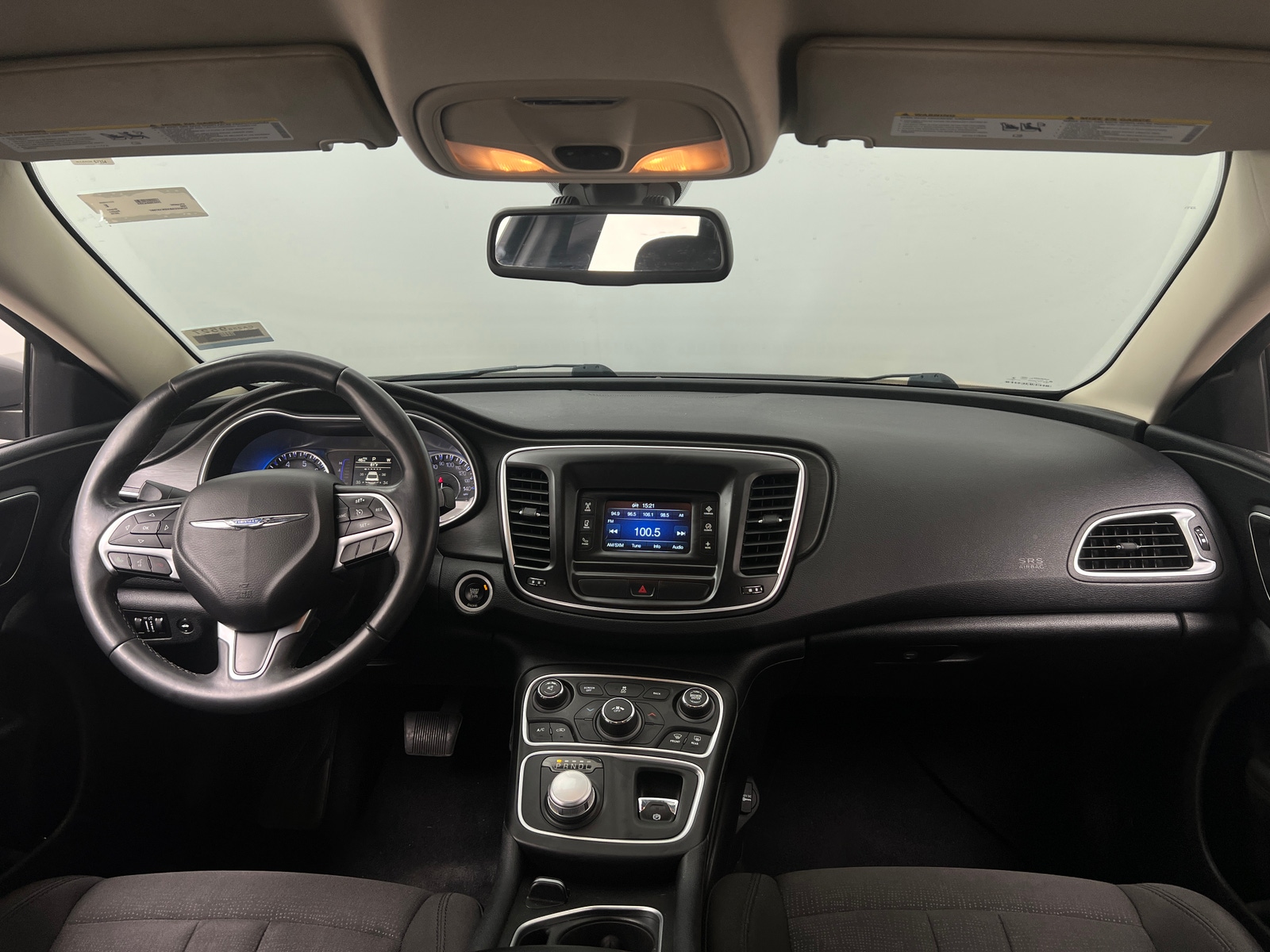 Thumbnail: 2016 Chrysler 200 - 3