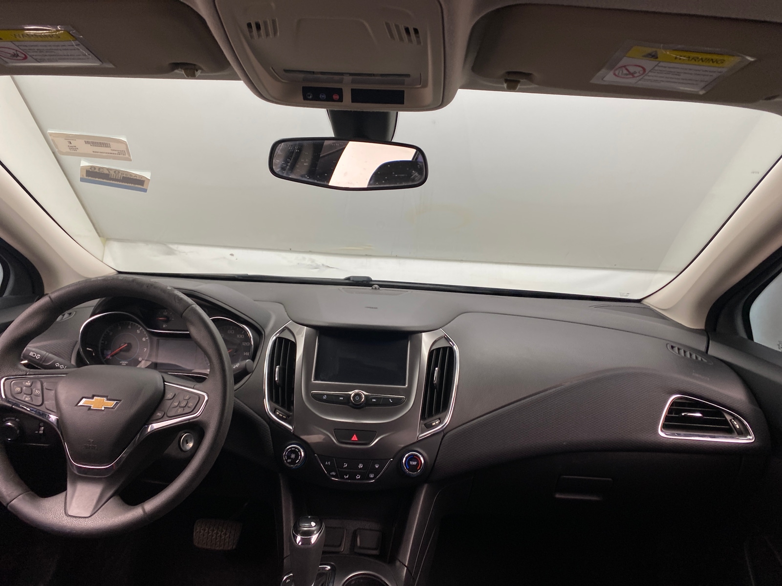 Thumbnail: 2017 Chevrolet Cruze - 3