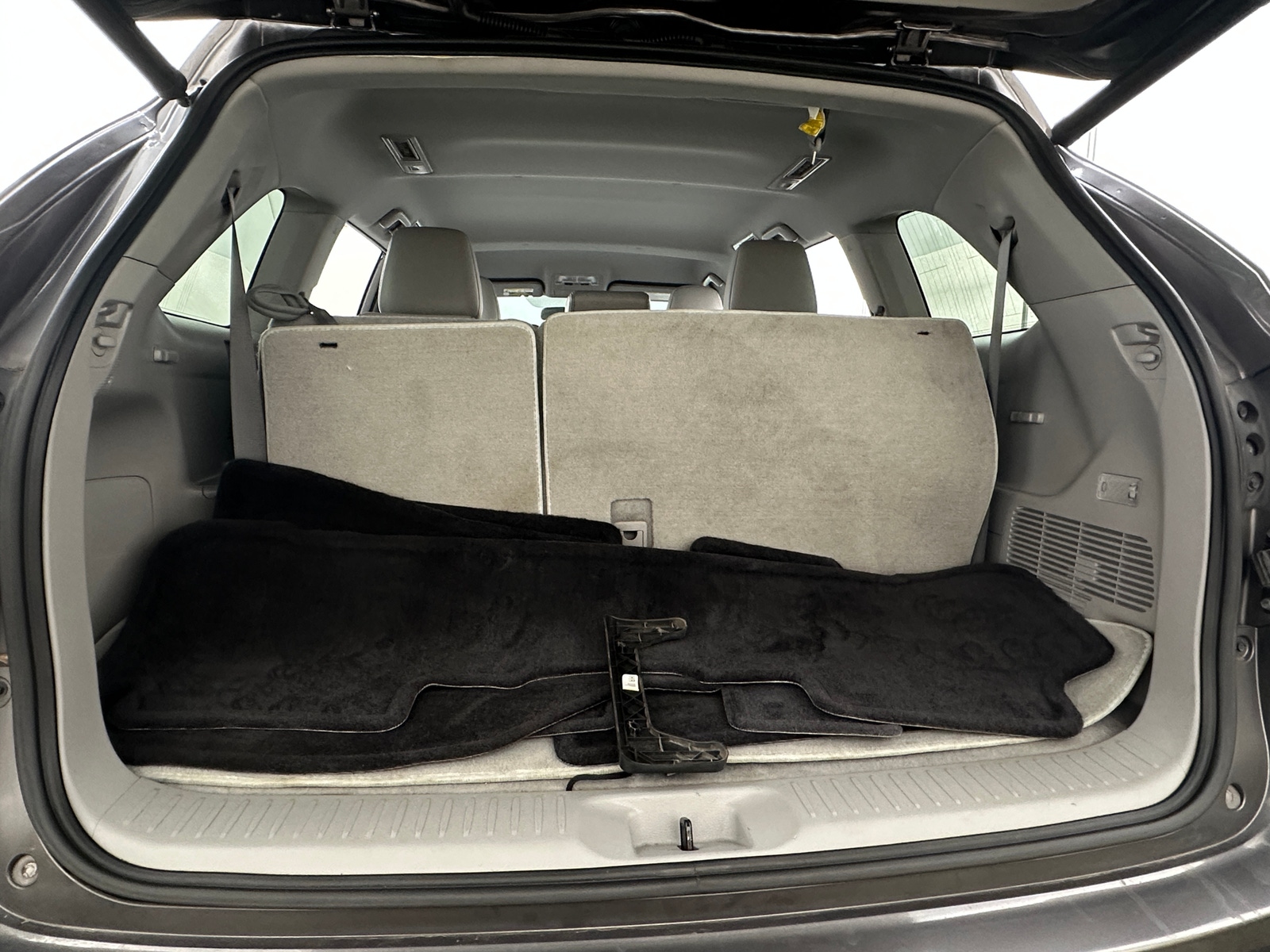 Thumbnail: 2016 Toyota Highlander - 7