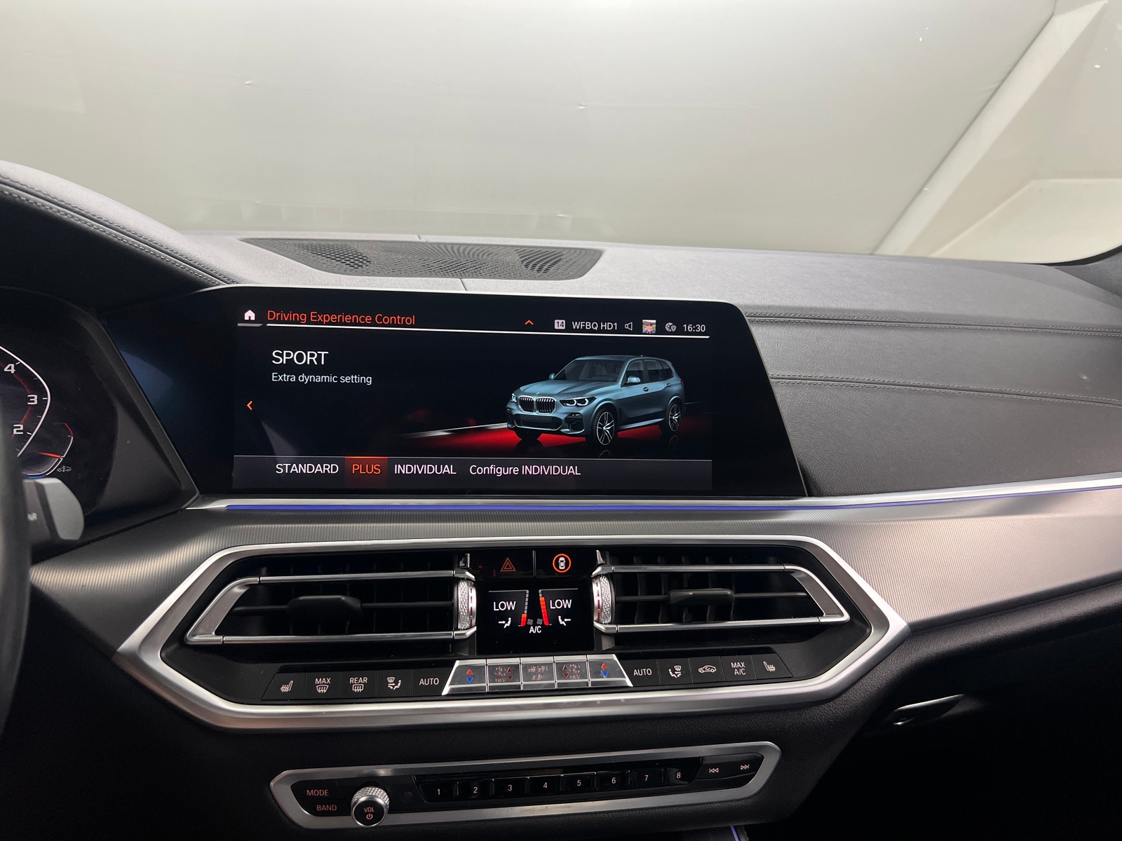 Thumbnail: 2020 BMW X5 - 3