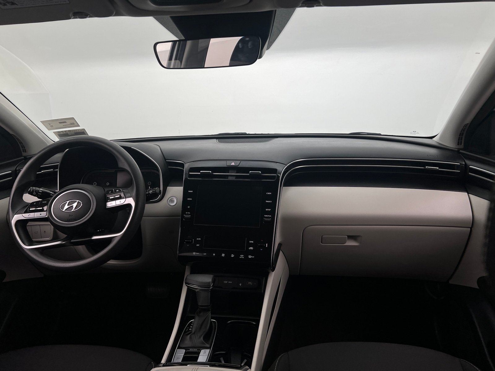 Thumbnail: 2024 Hyundai Tucson - 3