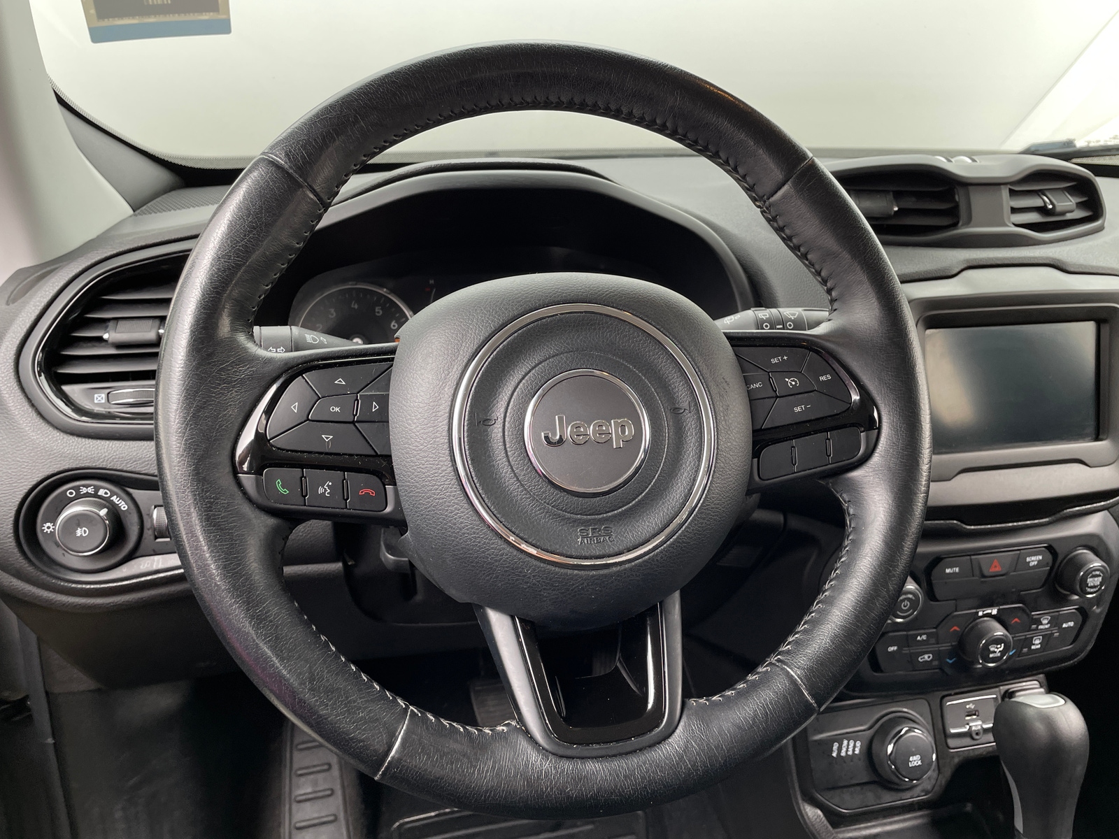 Thumbnail: 2020 Jeep Renegade - 5