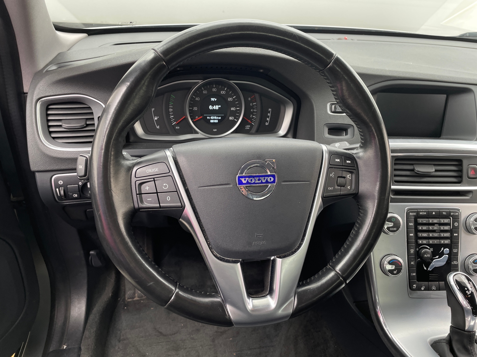 Thumbnail: 2018 Volvo S60 - 4