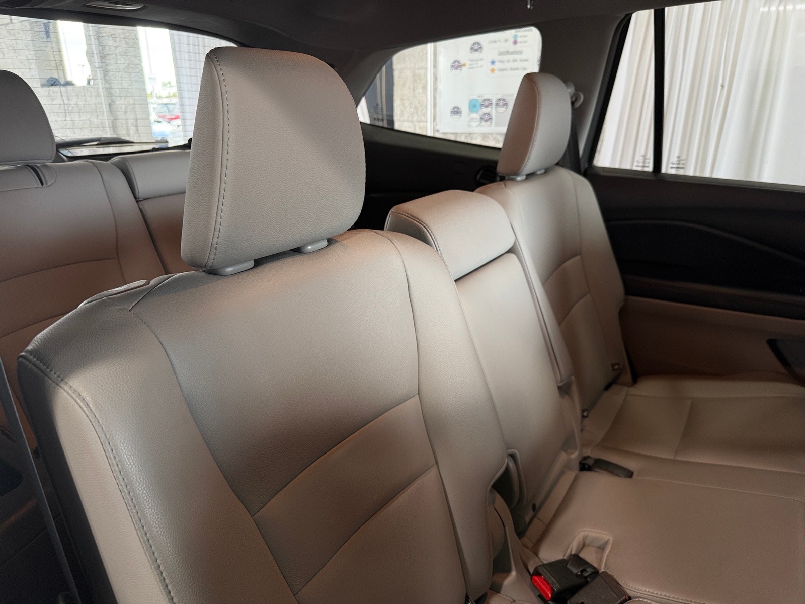Thumbnail: 2017 Honda Pilot - 5