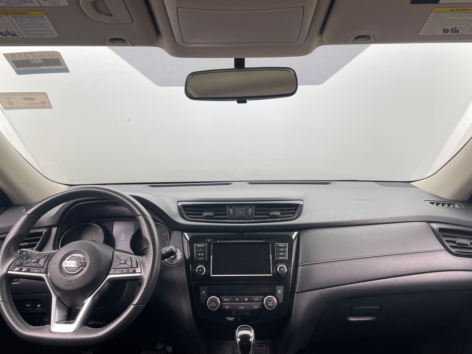 Thumbnail: 2018 Nissan Rogue - 3