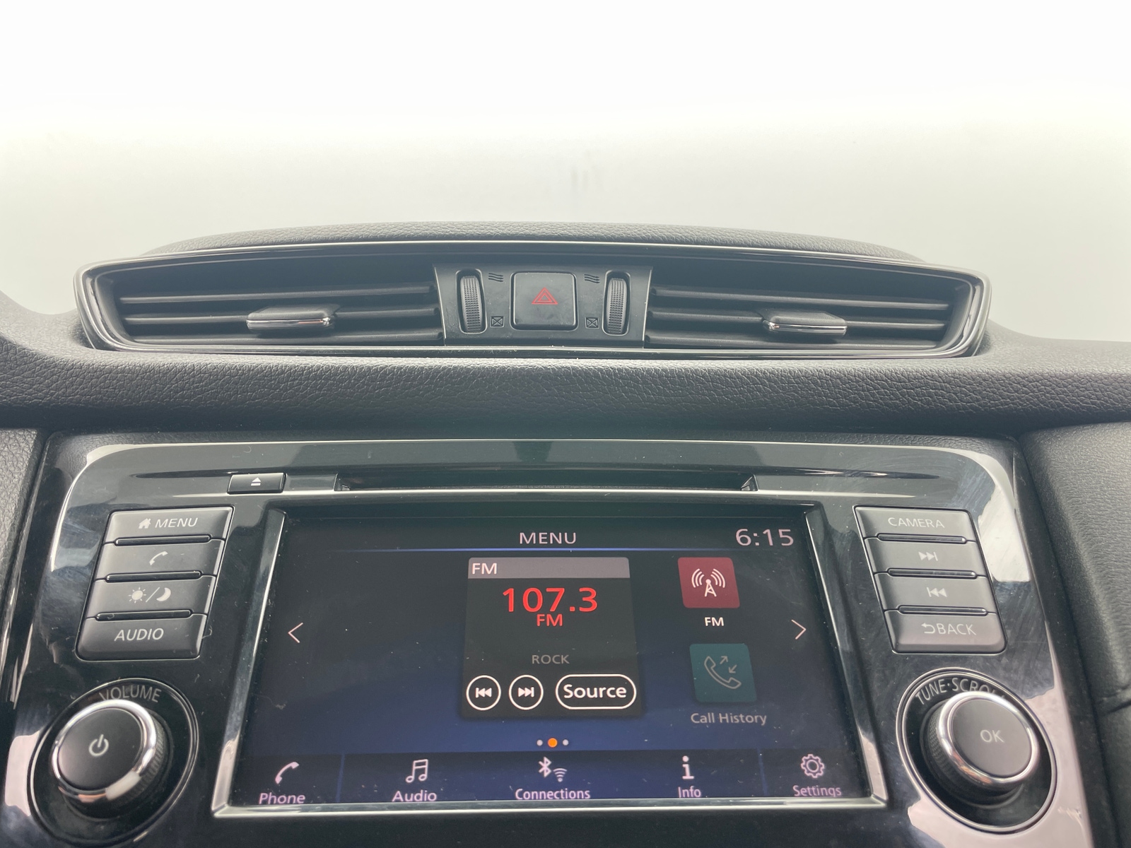 Thumbnail: 2018 Nissan Rogue - 4