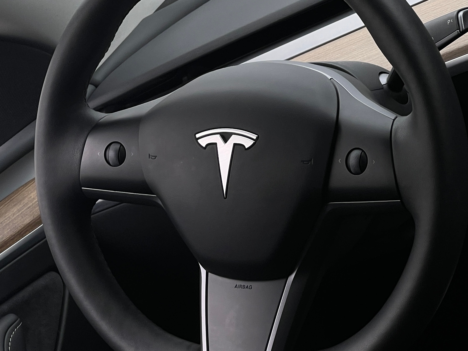 Thumbnail: 2023 Tesla Model Y - 4