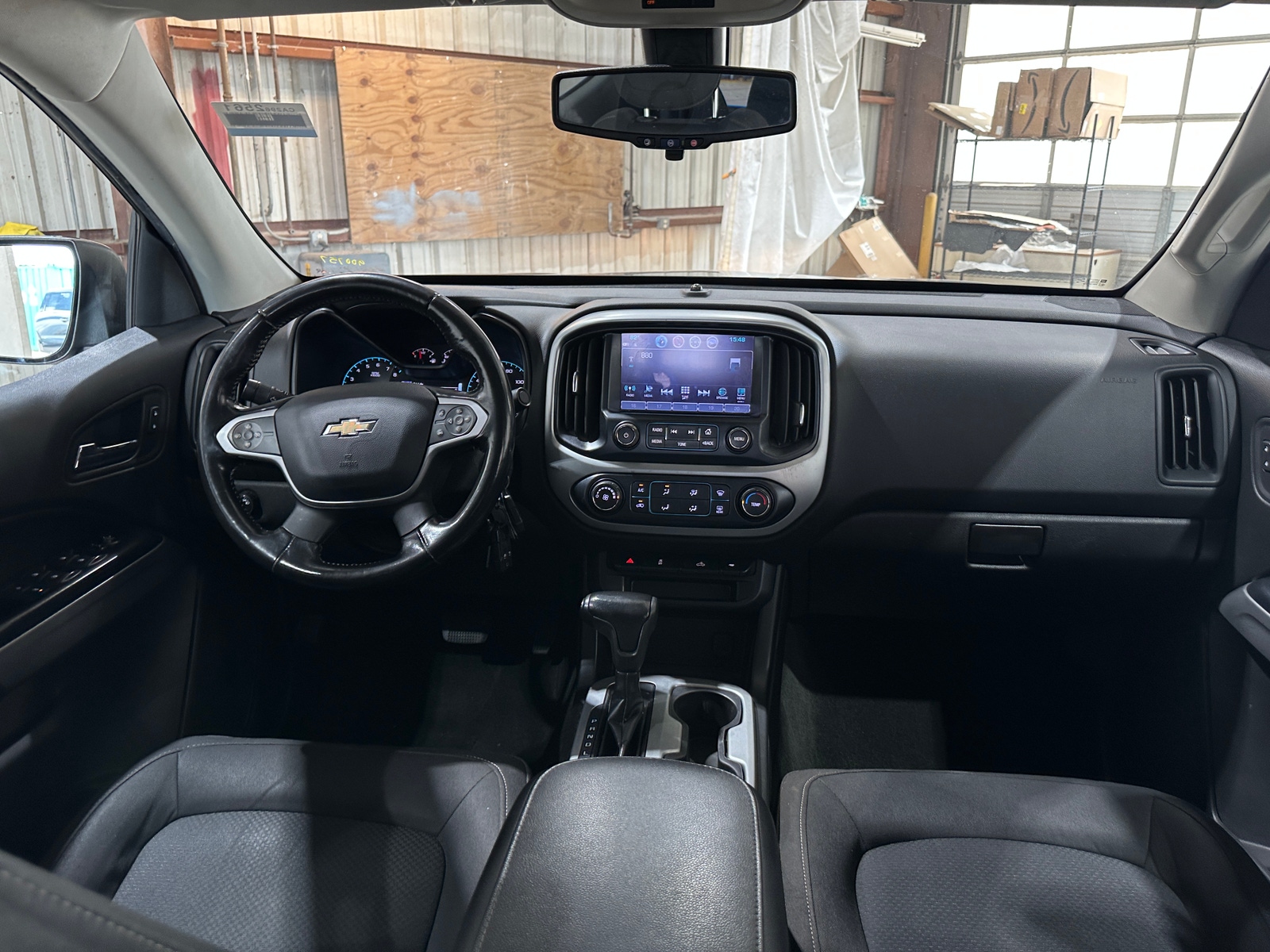 Thumbnail: 2017 Chevrolet Colorado - 3