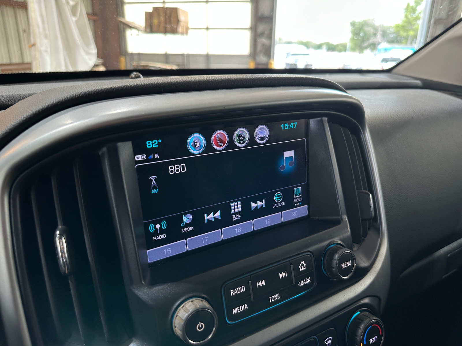 Thumbnail: 2017 Chevrolet Colorado - 4