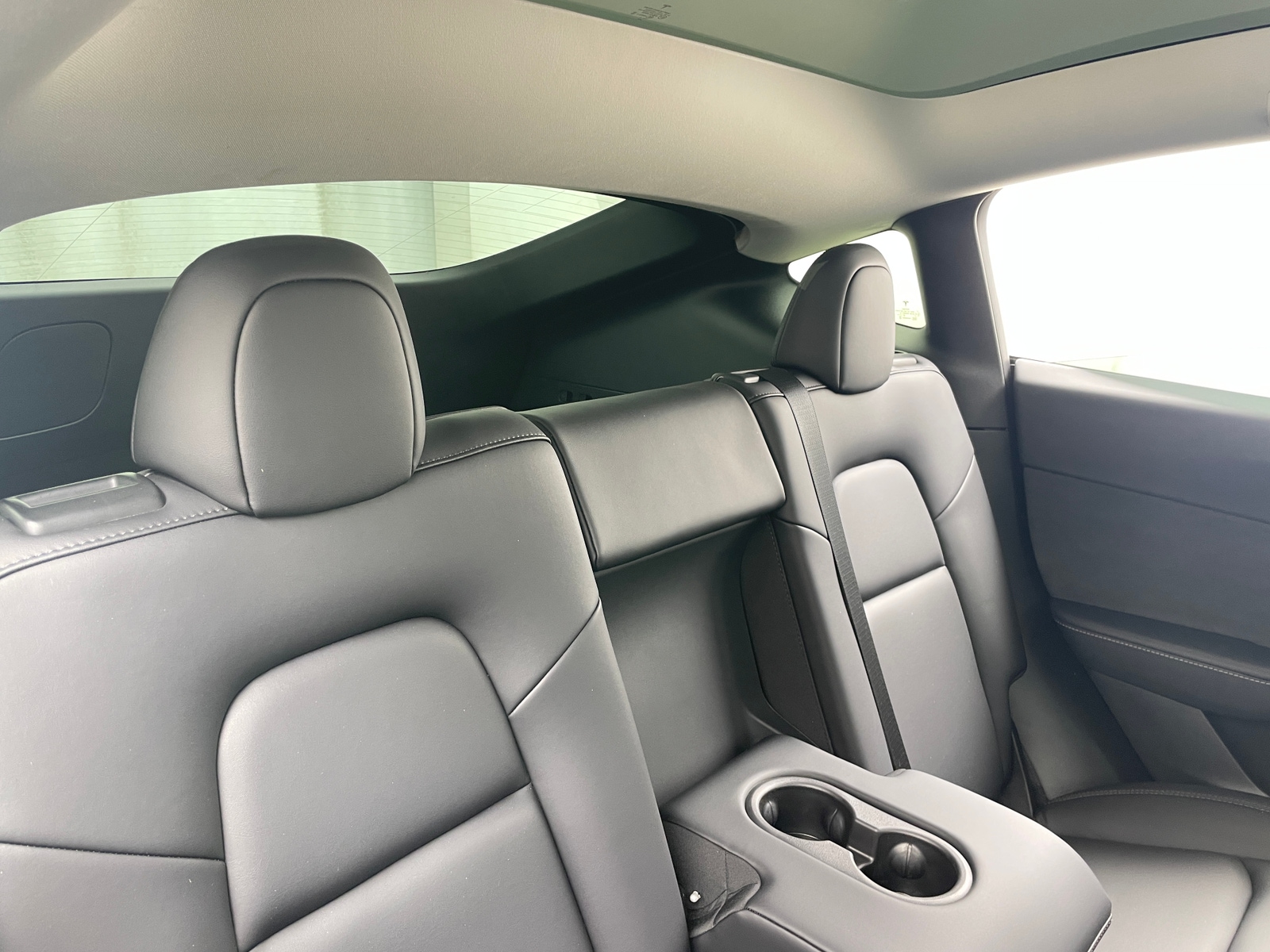 Thumbnail: 2022 Tesla Model Y - 5