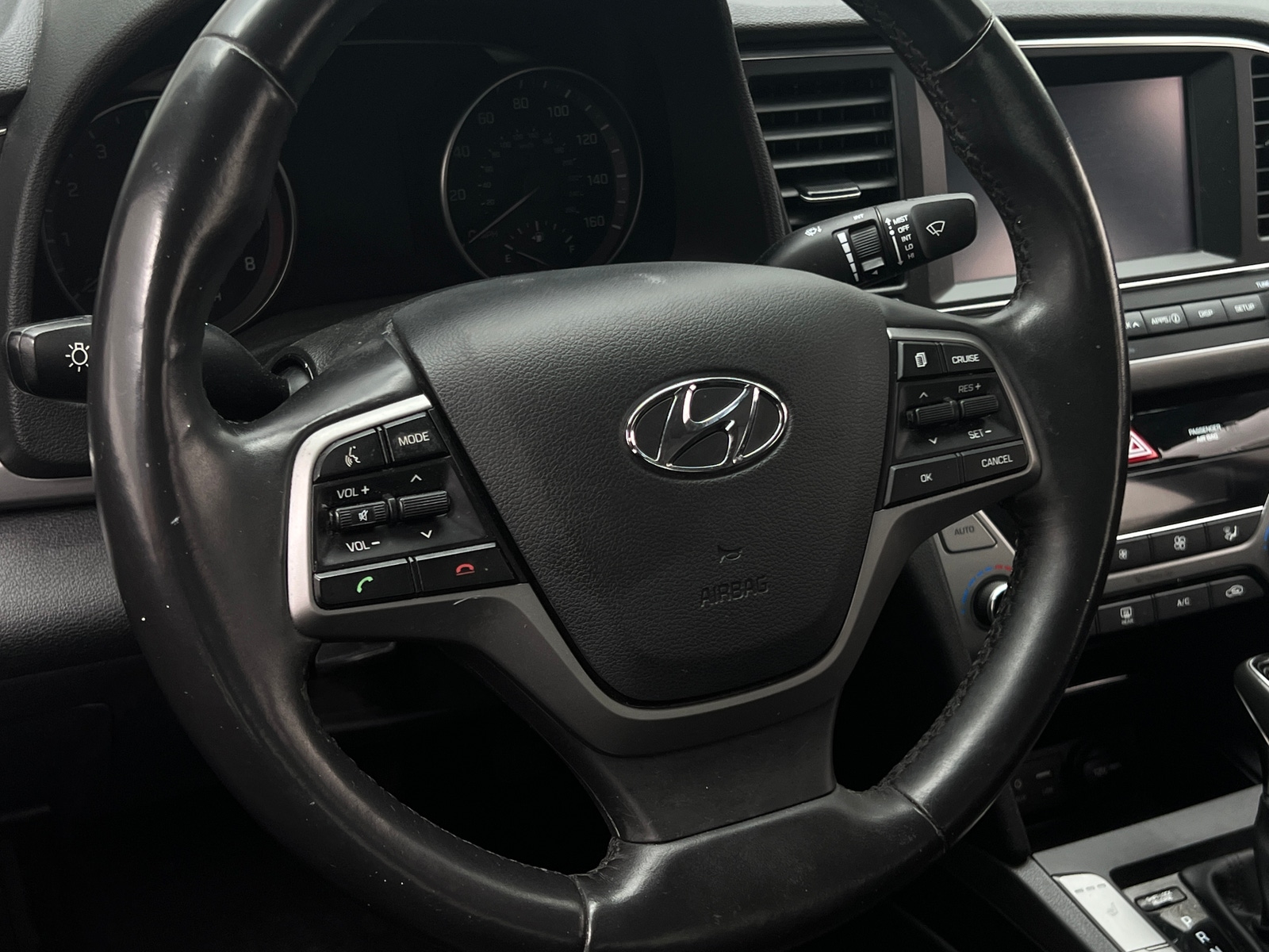 Thumbnail: 2017 Hyundai Elantra - 5