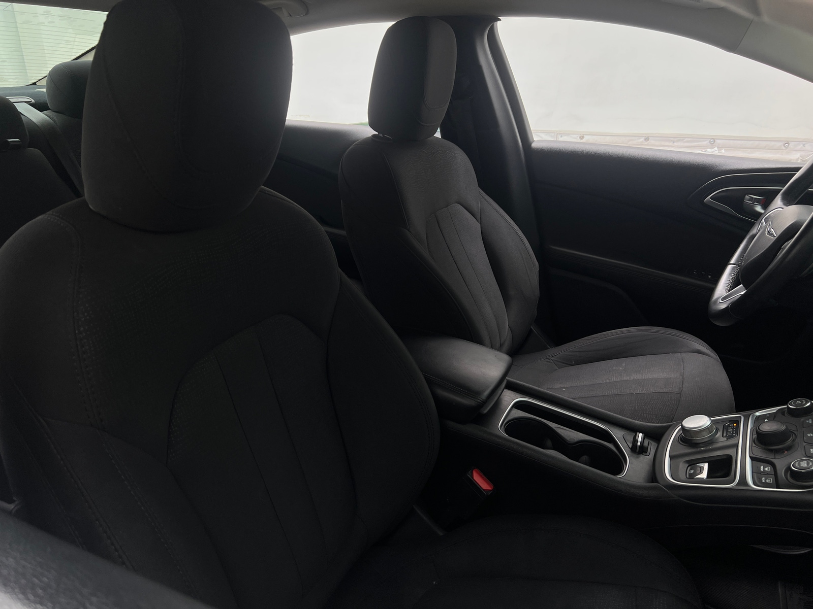 Thumbnail: 2015 Chrysler 200 - 2