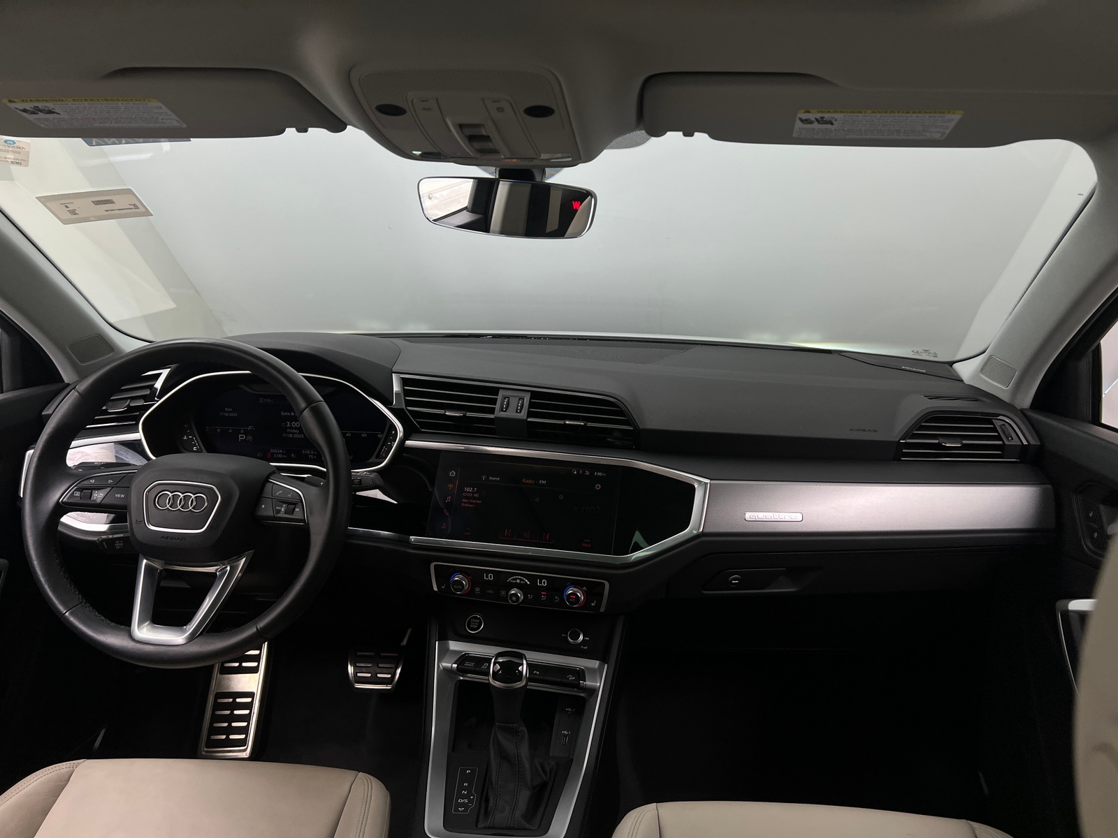Thumbnail: 2021 Audi Q3 - 2