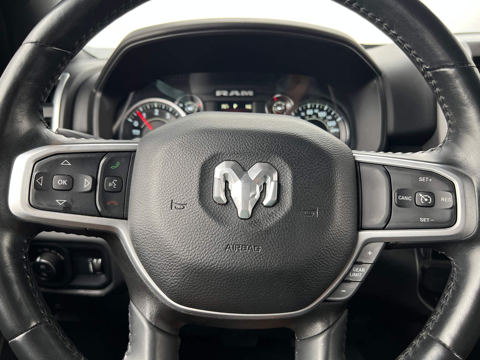 Thumbnail: 2023 RAM 1500 - 5