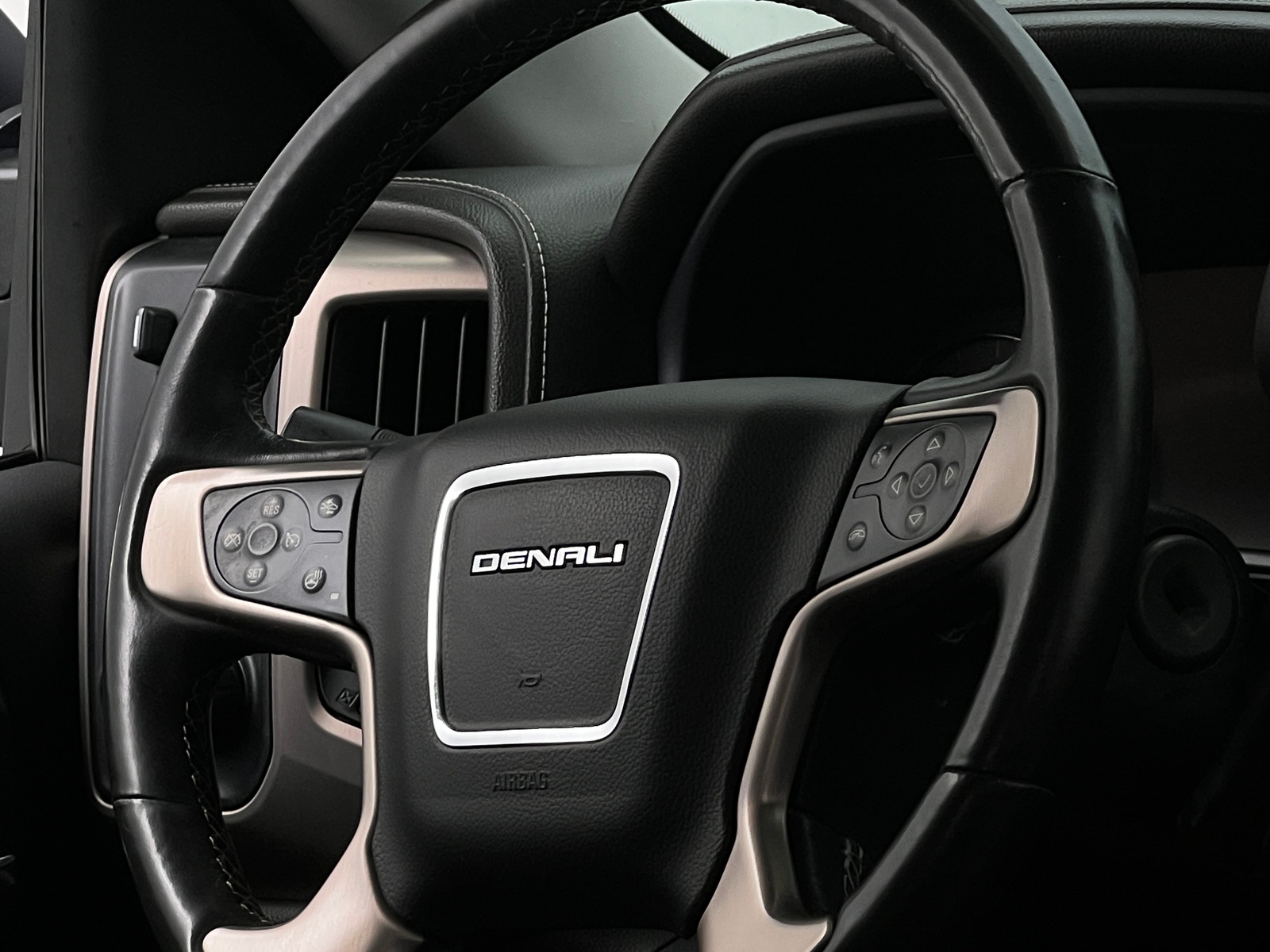 Thumbnail: 2016 GMC Sierra 1500 - 4