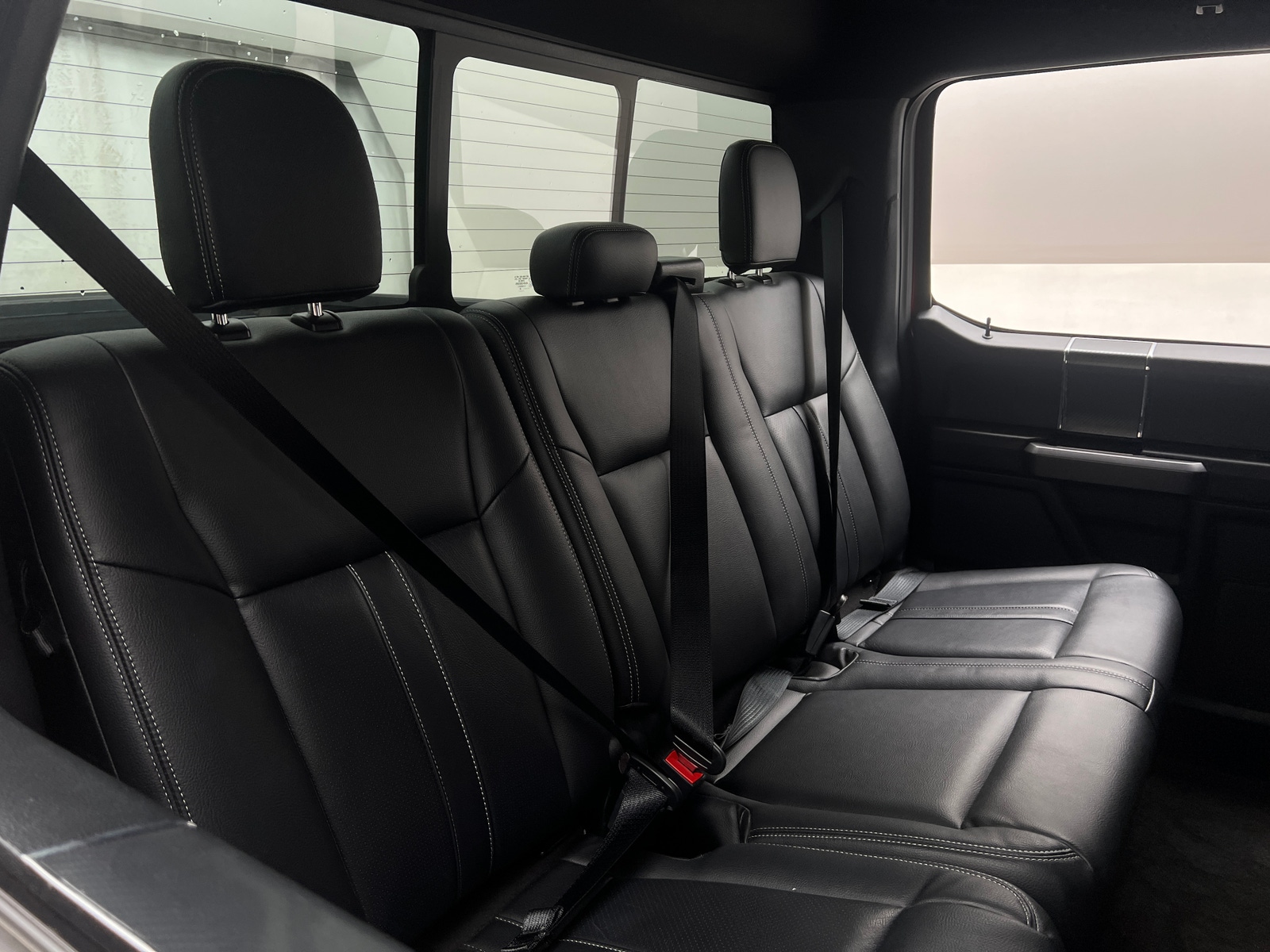 Thumbnail: 2020 Ford Econoline - 6