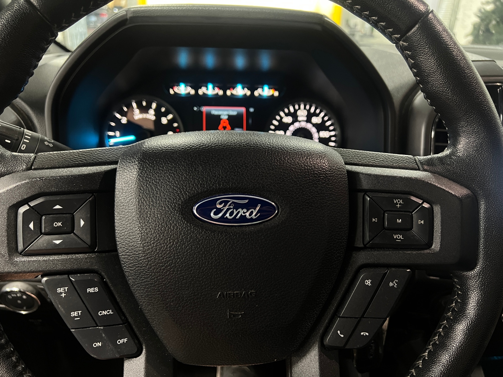 Thumbnail: 2020 Ford Econoline - 5