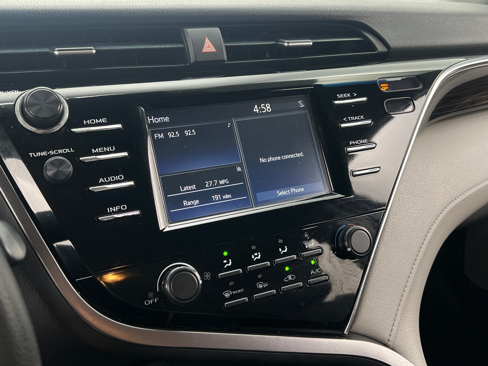 Thumbnail: 2018 Toyota Camry - 4
