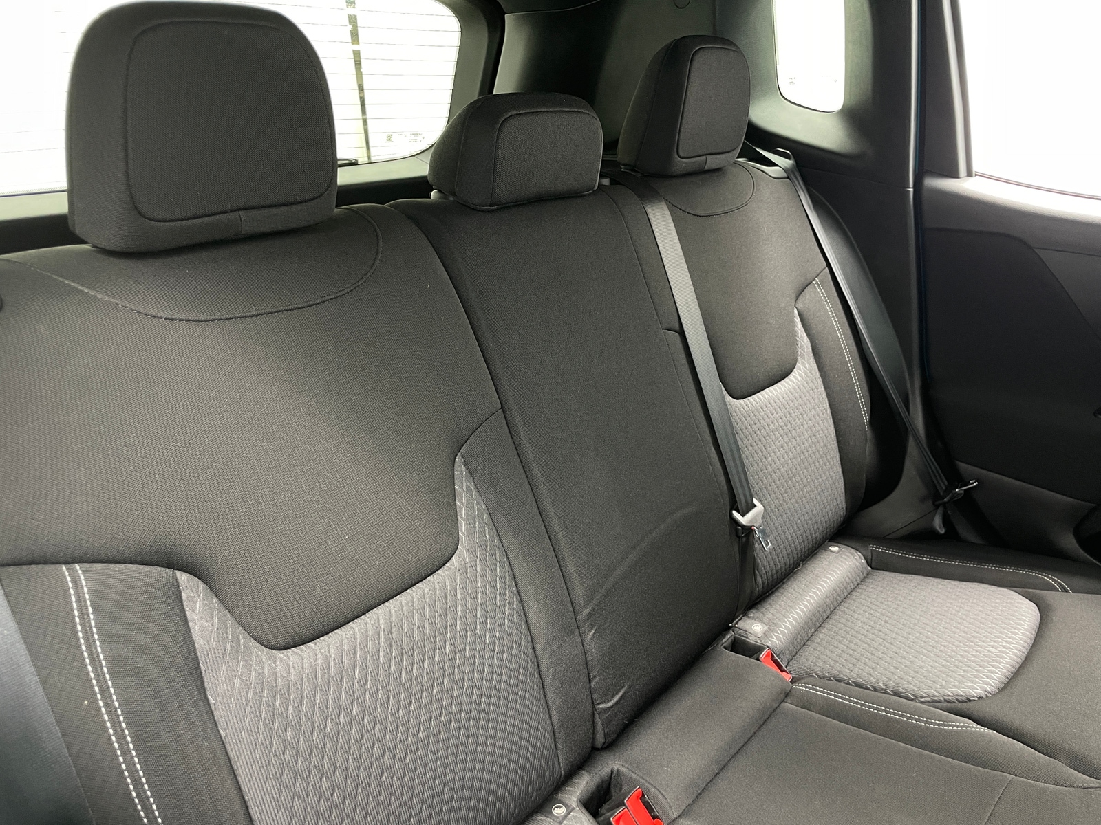 Thumbnail: 2021 Jeep Renegade - 6