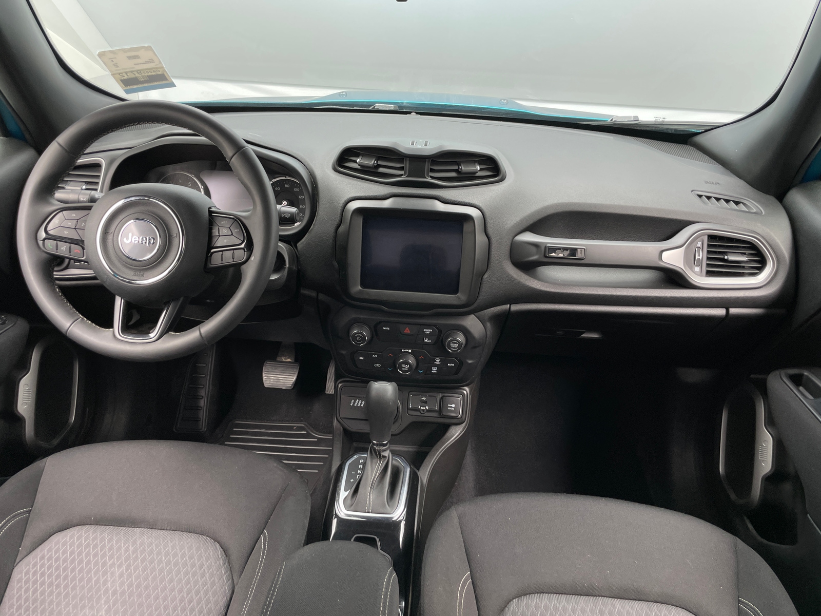 Thumbnail: 2021 Jeep Renegade - 3