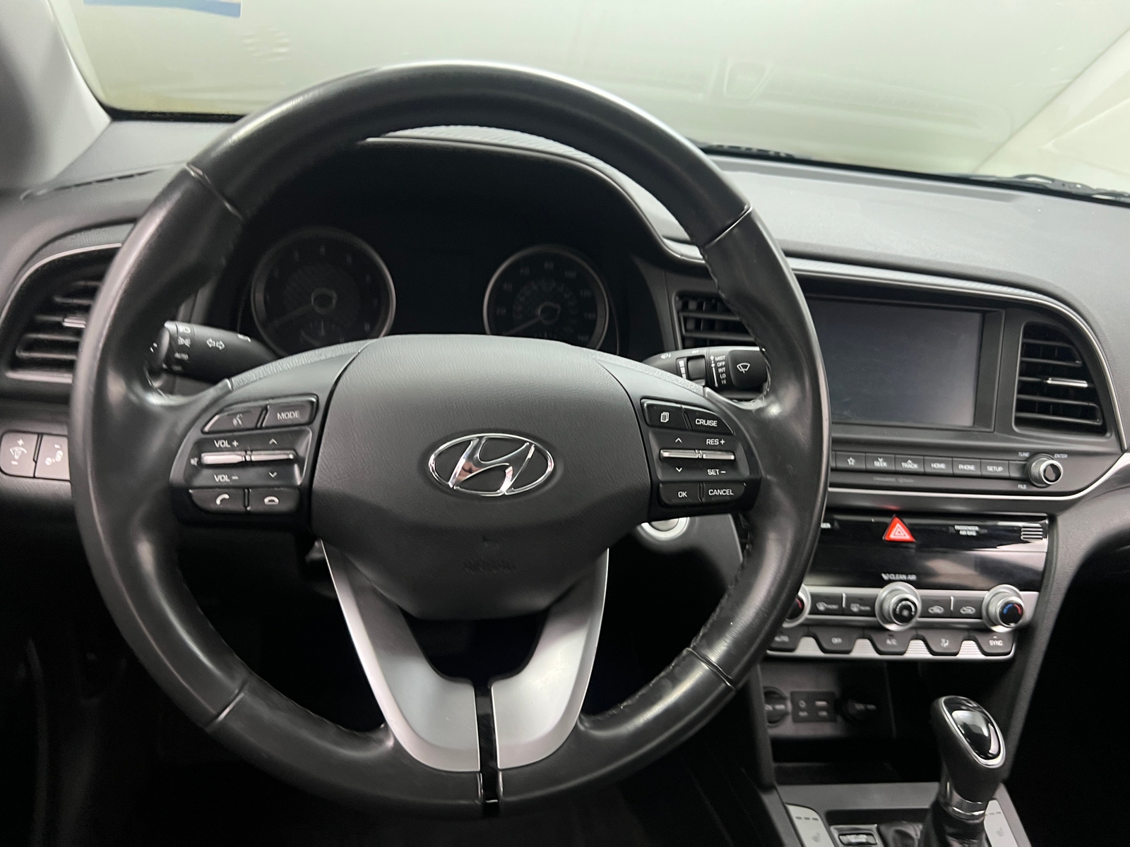 Thumbnail: 2020 Hyundai Elantra - 5