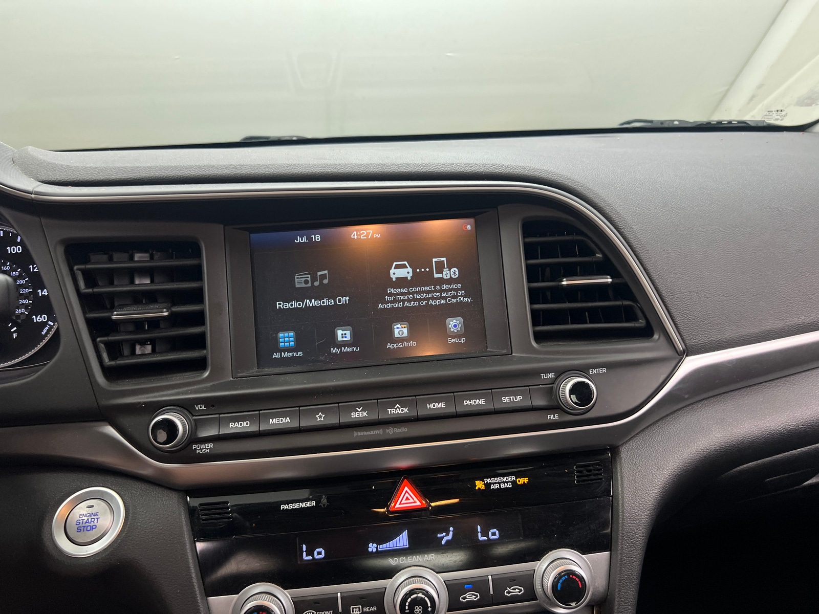Thumbnail: 2020 Hyundai Elantra - 4