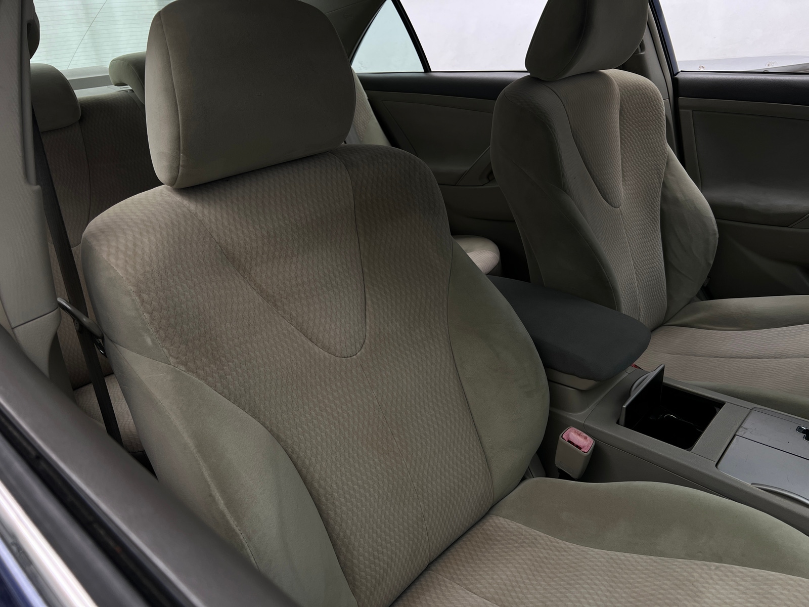 Thumbnail: 2011 Toyota Camry - 2