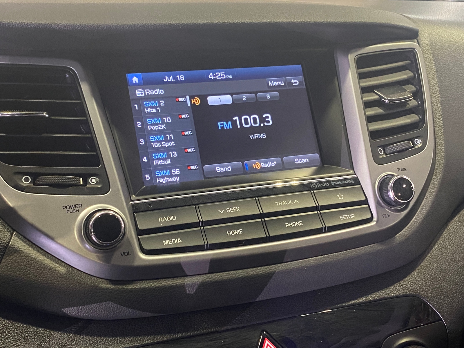 Thumbnail: 2018 Hyundai Tucson - 4