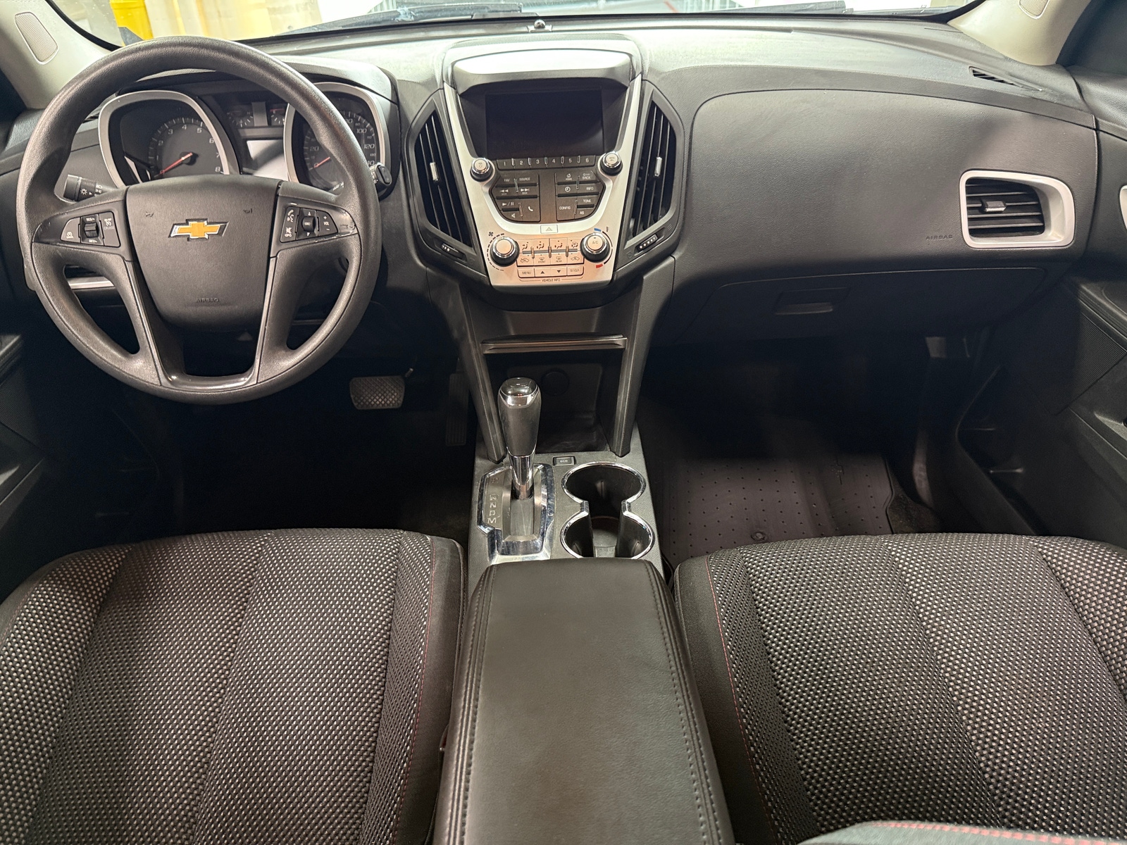 Thumbnail: 2017 Chevrolet Equinox - 3