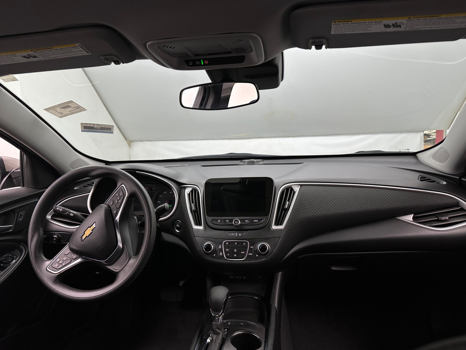 Thumbnail: 2024 Chevrolet Malibu - 3