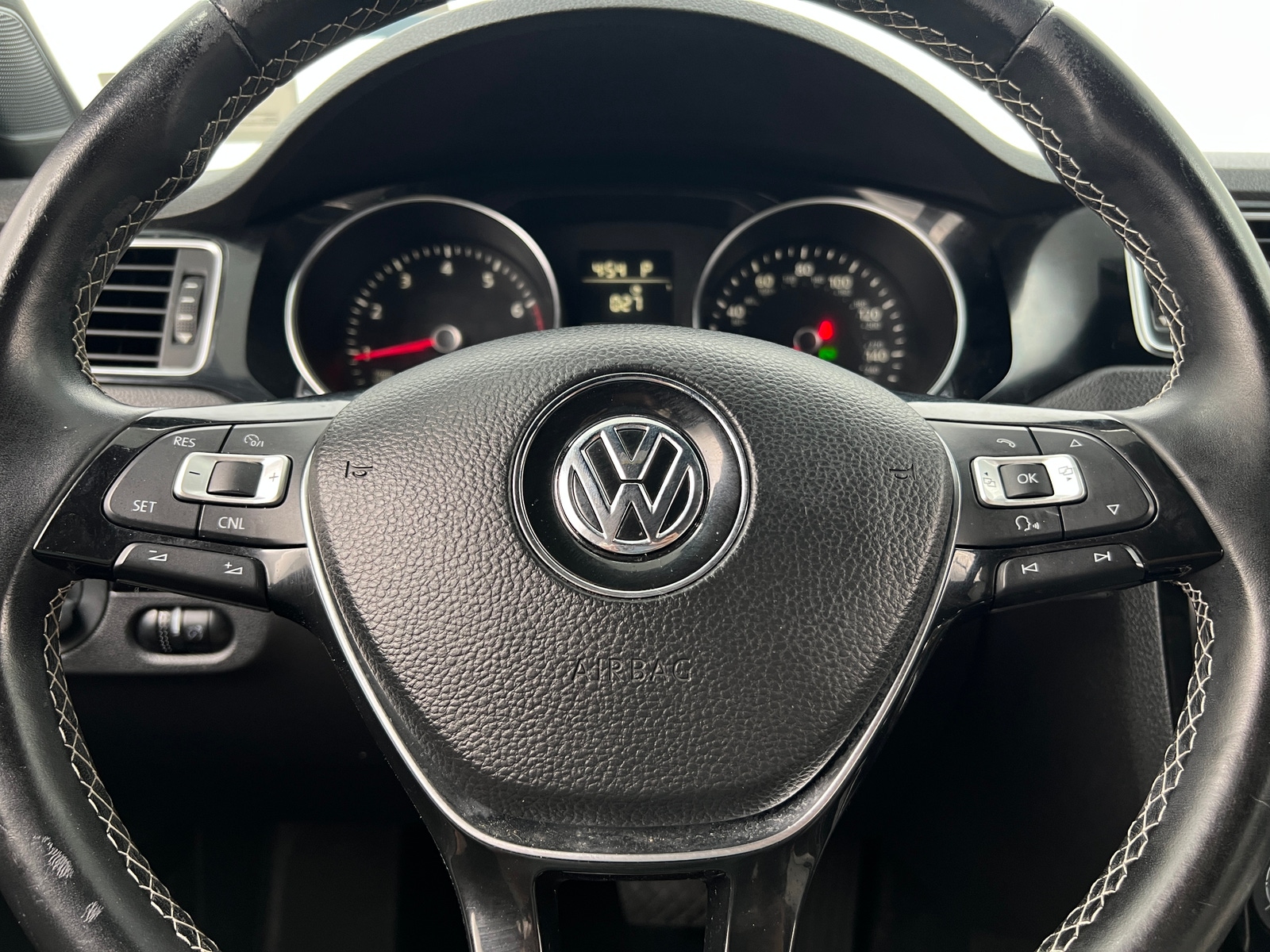 Thumbnail: 2015 Volkswagen Jetta - 5