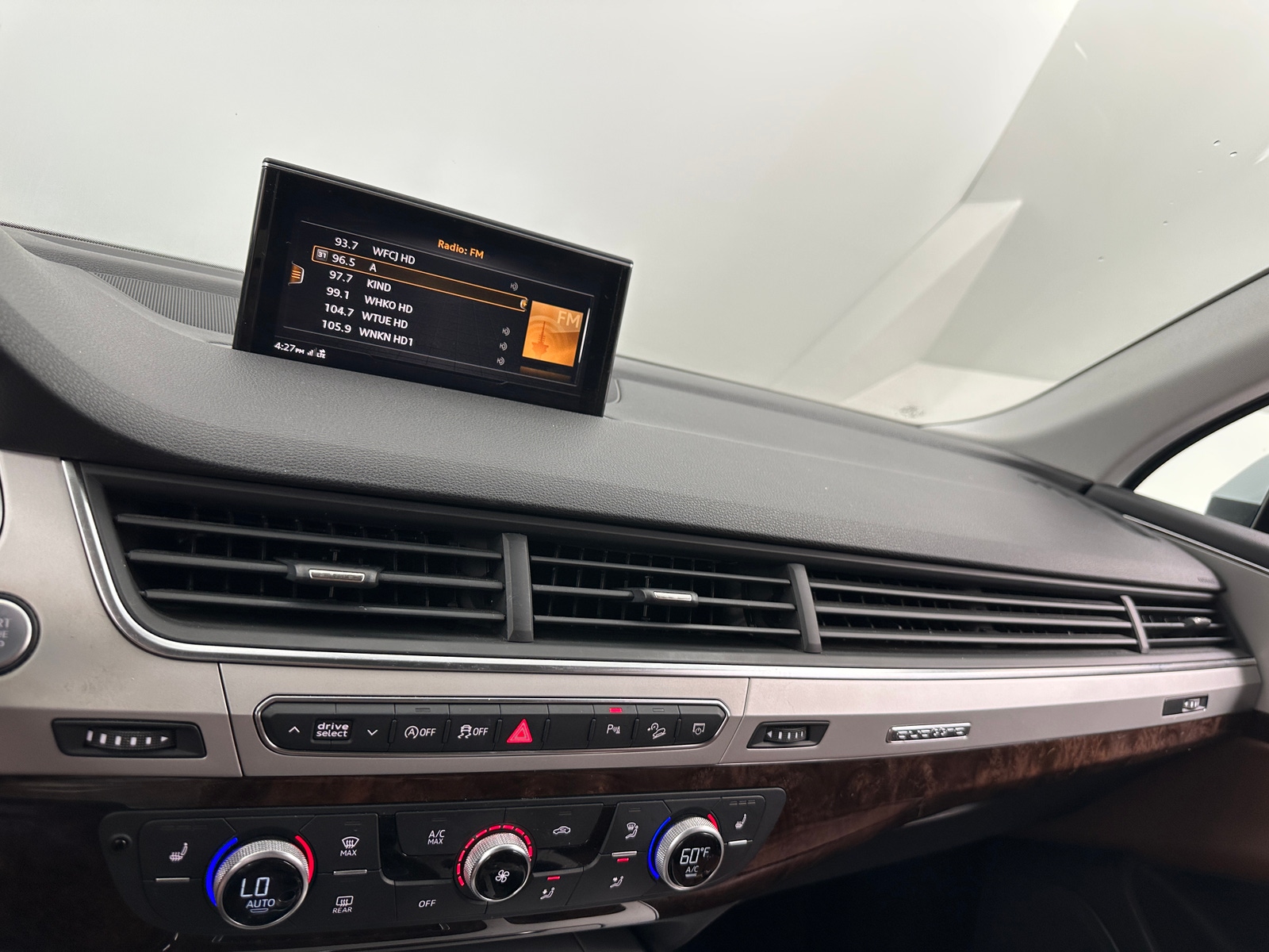 Thumbnail: 2019 Audi Q7 - 3