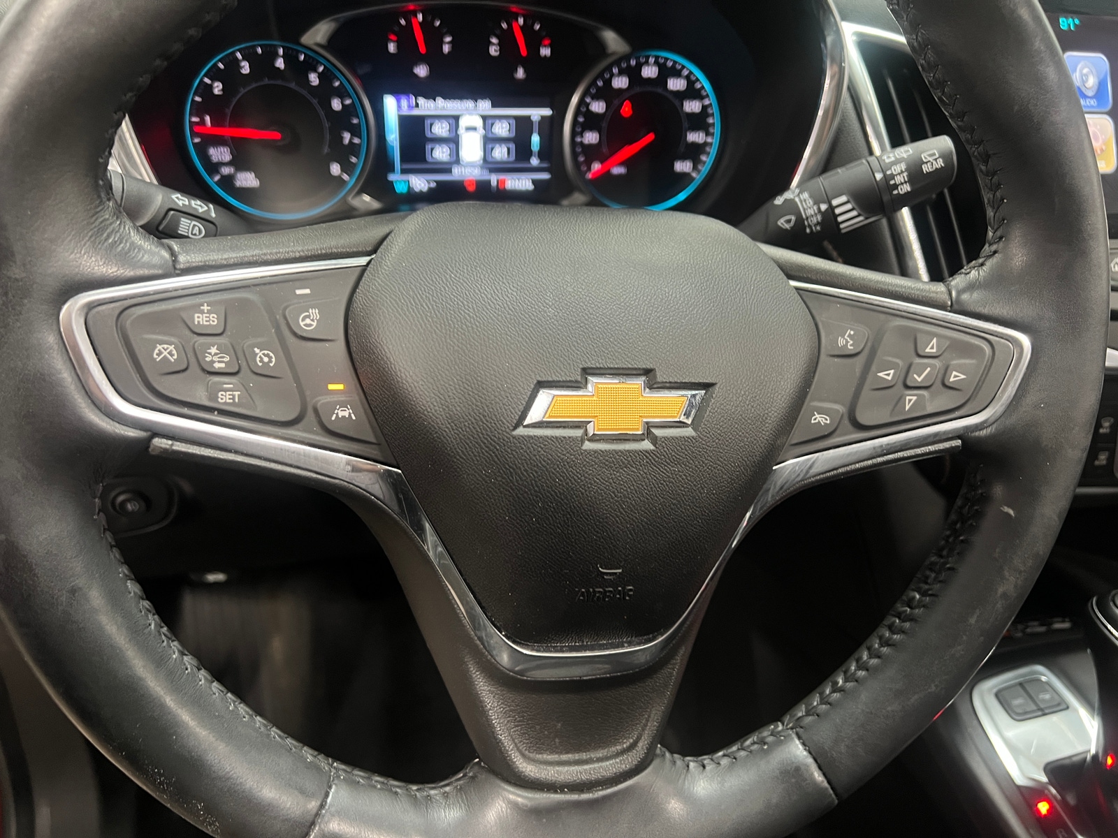 Thumbnail: 2018 Chevrolet Equinox - 4