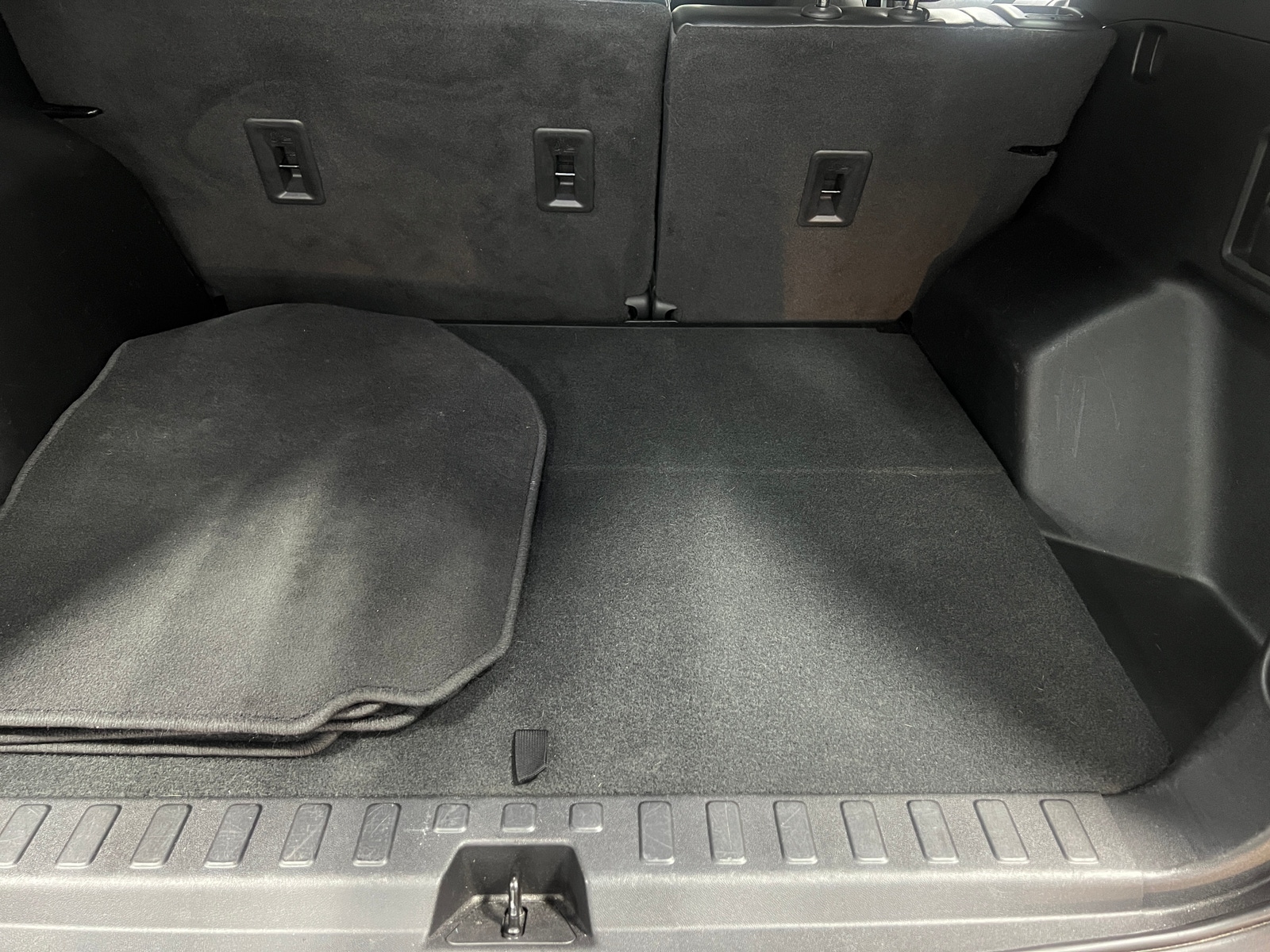 Thumbnail: 2018 Chevrolet Equinox - 6