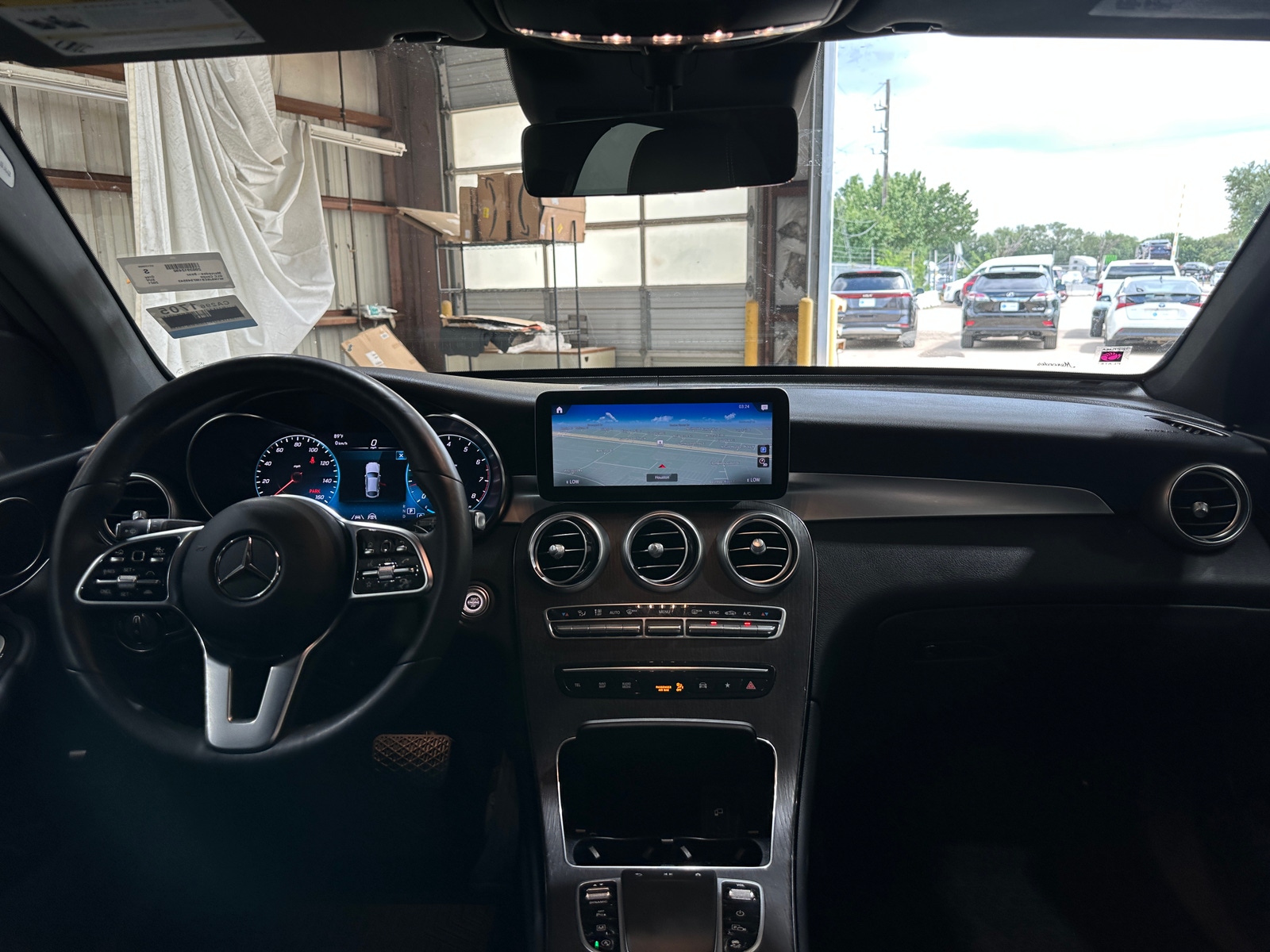 Thumbnail: 2021 Mercedes-Benz GLC - 2