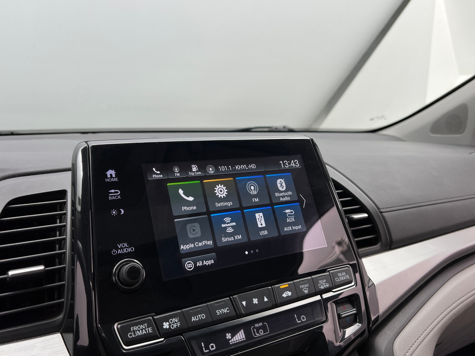 Thumbnail: 2019 Honda Odyssey - 3