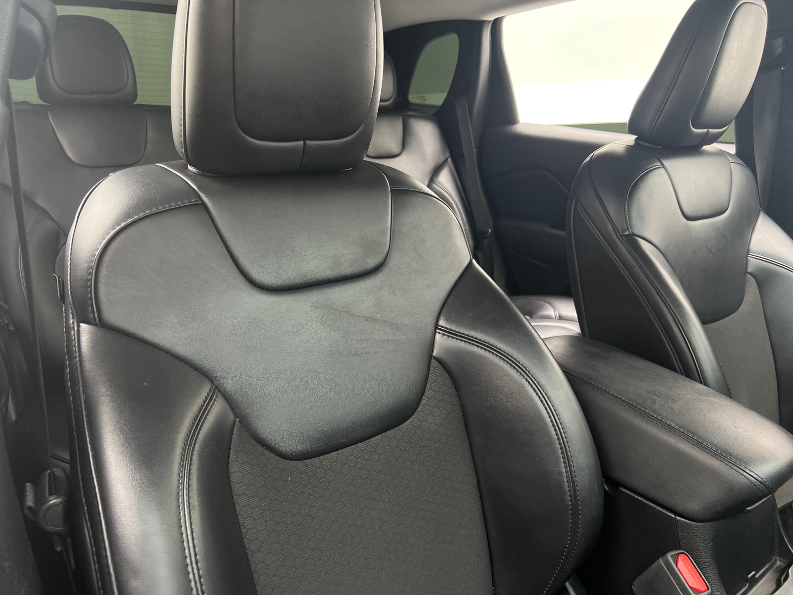 Thumbnail: 2020 Jeep Cherokee - 2