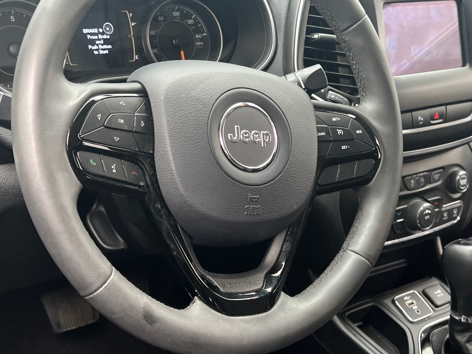 Thumbnail: 2020 Jeep Cherokee - 5