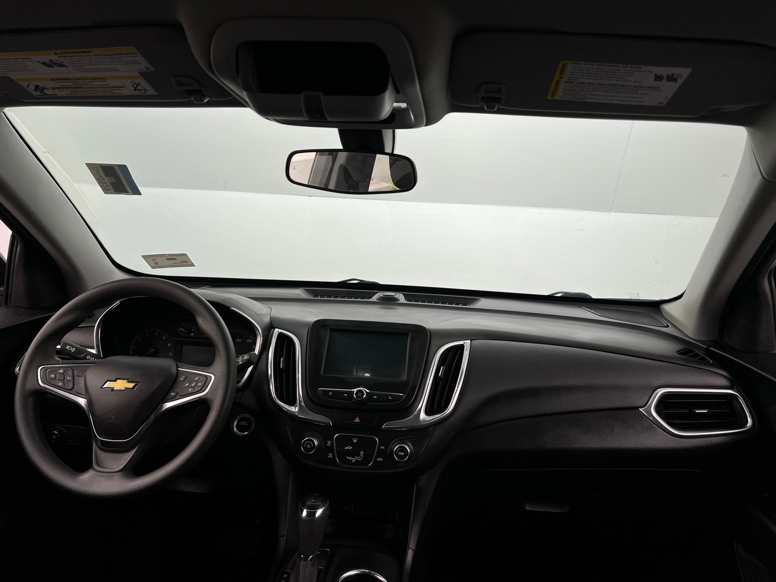 Thumbnail: 2018 Chevrolet Equinox - 3