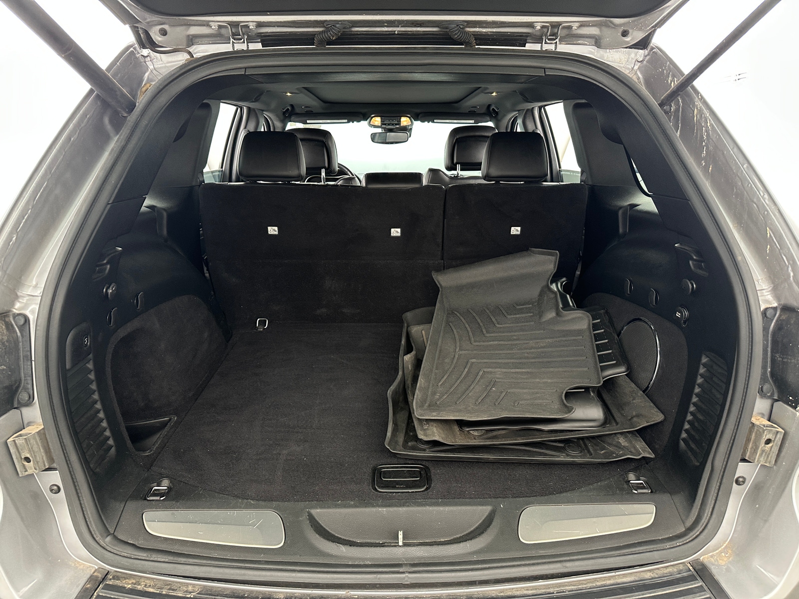 Thumbnail: 2018 Jeep Grand Cherokee - 6