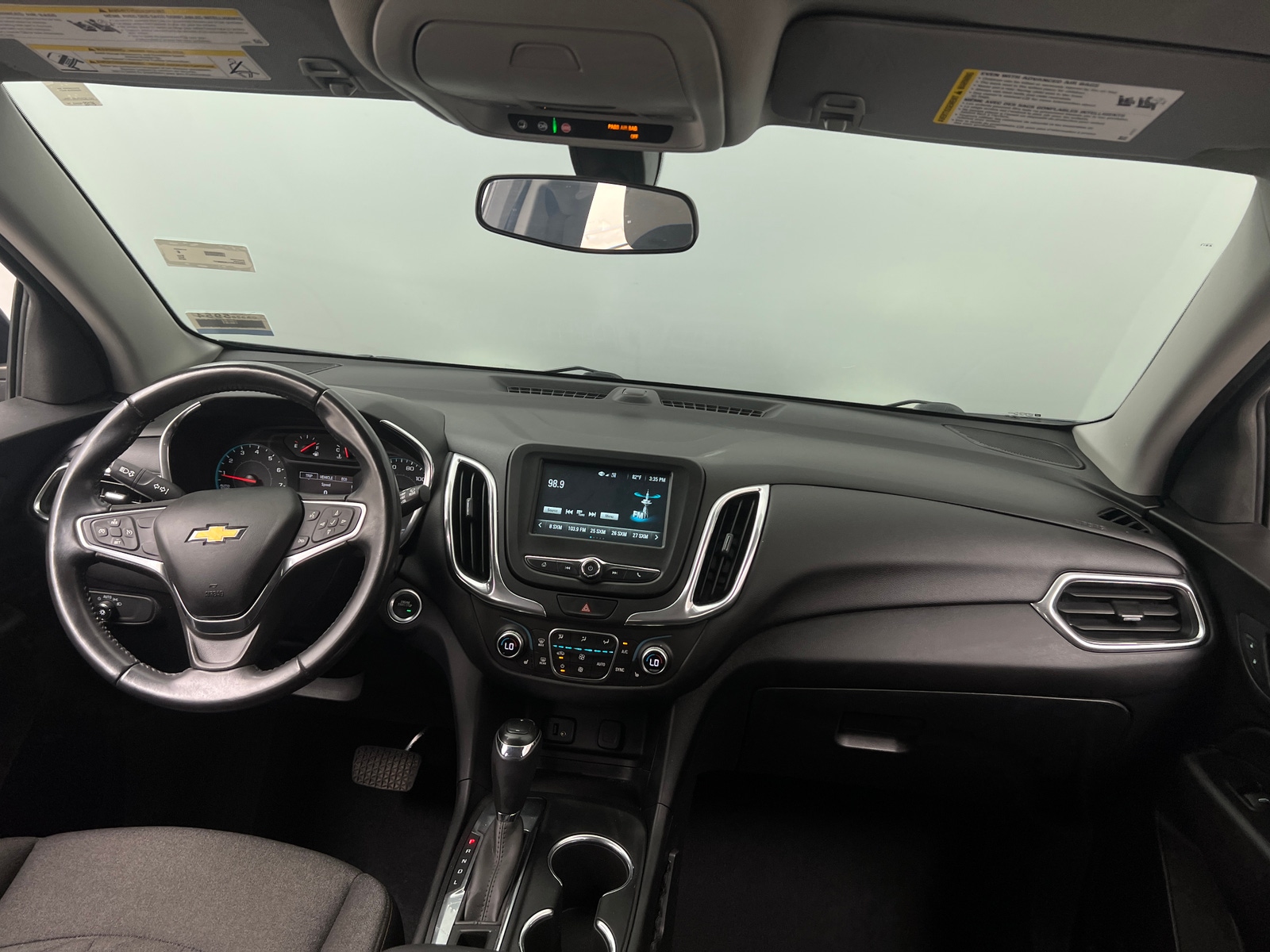 Thumbnail: 2018 Chevrolet Equinox - 3